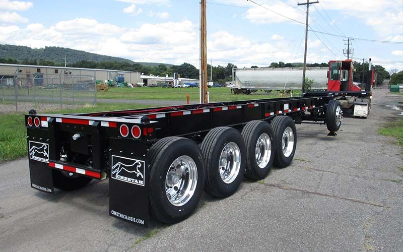 Cheetah Chassis 40' LIGHTWEIGHT GOOSENECK 5-AXLE CHASSIS - image 1 of 1