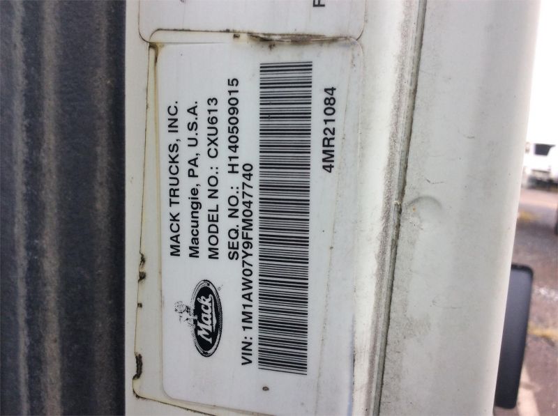 2015 MACK PINNACLE CXU613 7160468555 2015 MACK PINNACLE CXU613 7160468555