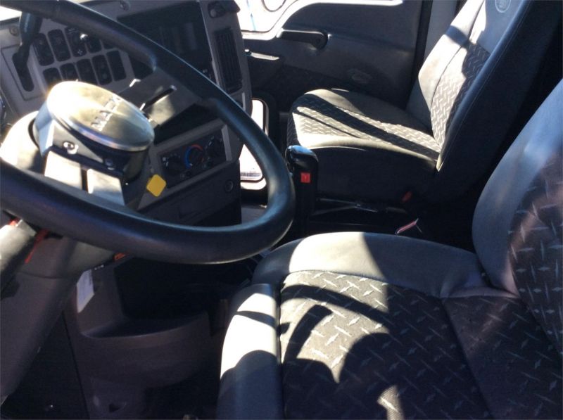 2017 MACK PINNACLE CXU613 7166651405