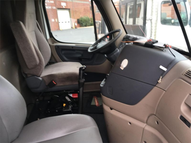 2018 FREIGHTLINER CASCADIA 125 7187620417 2018 FREIGHTLINER CASCADIA 125 7187620417