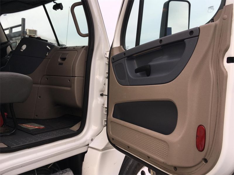 2018 FREIGHTLINER CASCADIA 125 7187622003 2018 FREIGHTLINER CASCADIA 125 7187622003