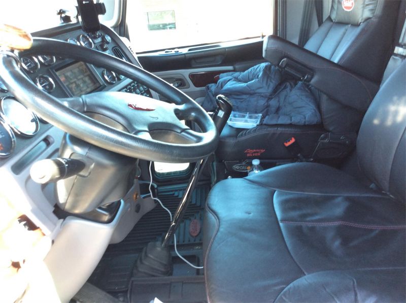 2016 PETERBILT 389 7259651801 2016 PETERBILT 389 7259651801