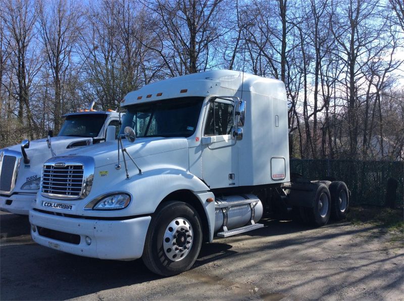 2005 FREIGHTLINER COLUMBIA 120 7262790075 2005 FREIGHTLINER COLUMBIA 120 7262790075