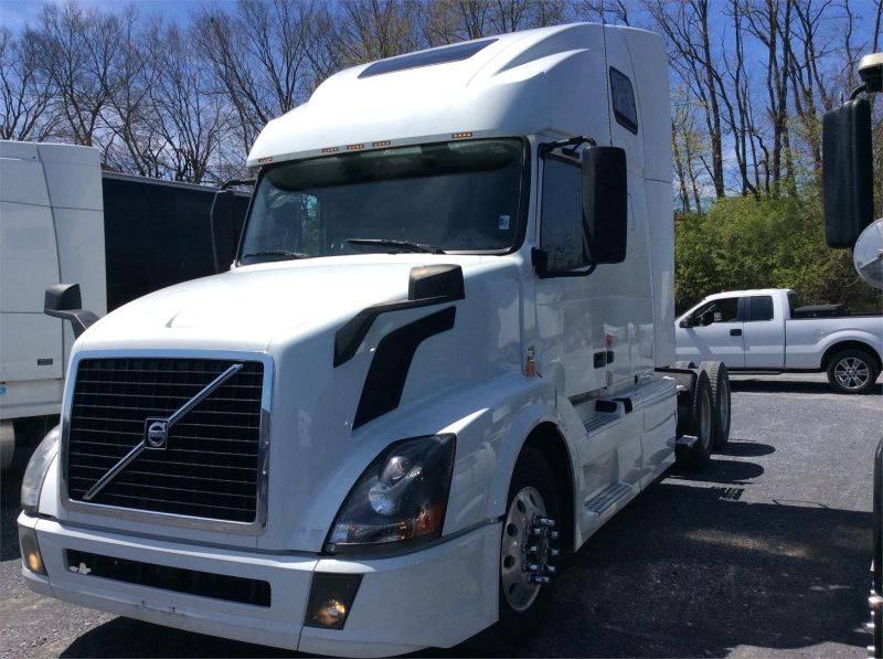 2017 VOLVO VNL64T670 7263126962 2017 VOLVO VNL64T670 7263126962