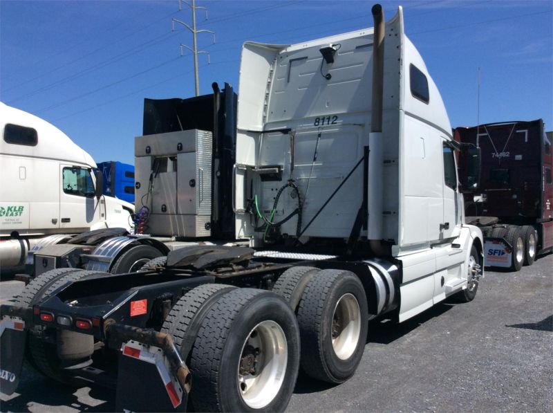 2017 VOLVO VNL64T670 7263126966 2017 VOLVO VNL64T670 7263126966