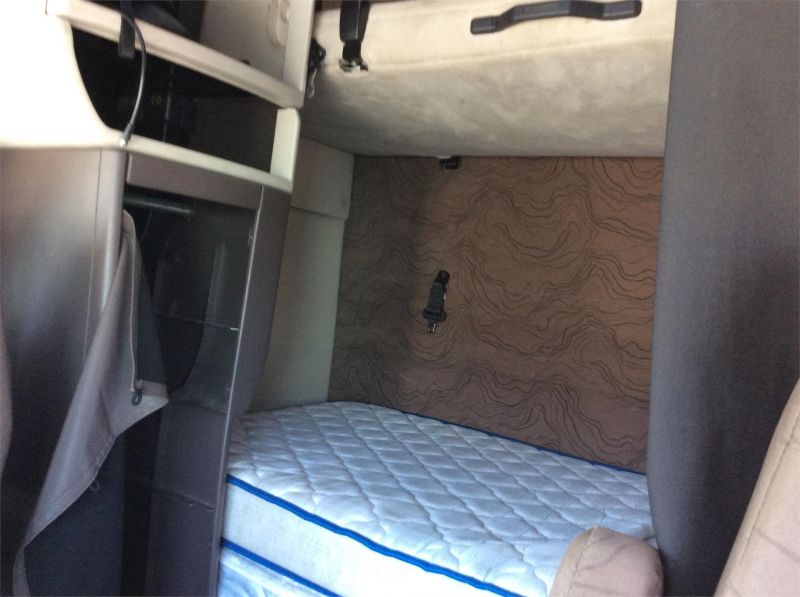 2017 VOLVO VNL64T670 7263126987 2017 VOLVO VNL64T670 7263126987