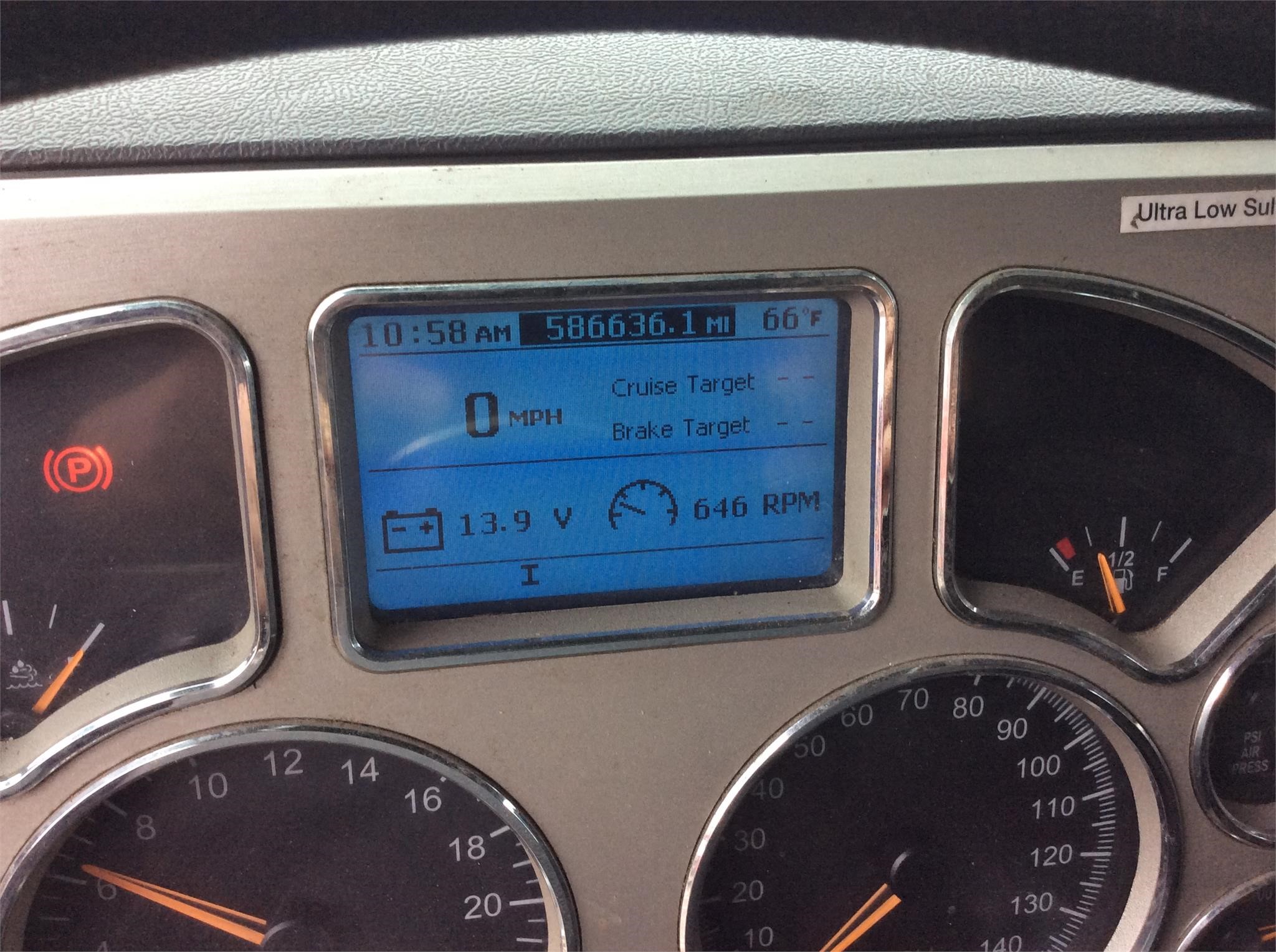 2014 MACK PINNACLE CXU613 7267073443 2014 MACK PINNACLE CXU613 7267073443