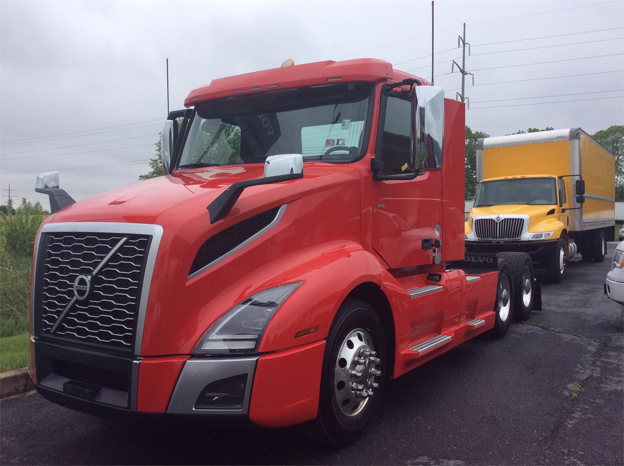 2019 VOLVO VNL64T300 7268098796 2019 VOLVO VNL64T300 7268098796