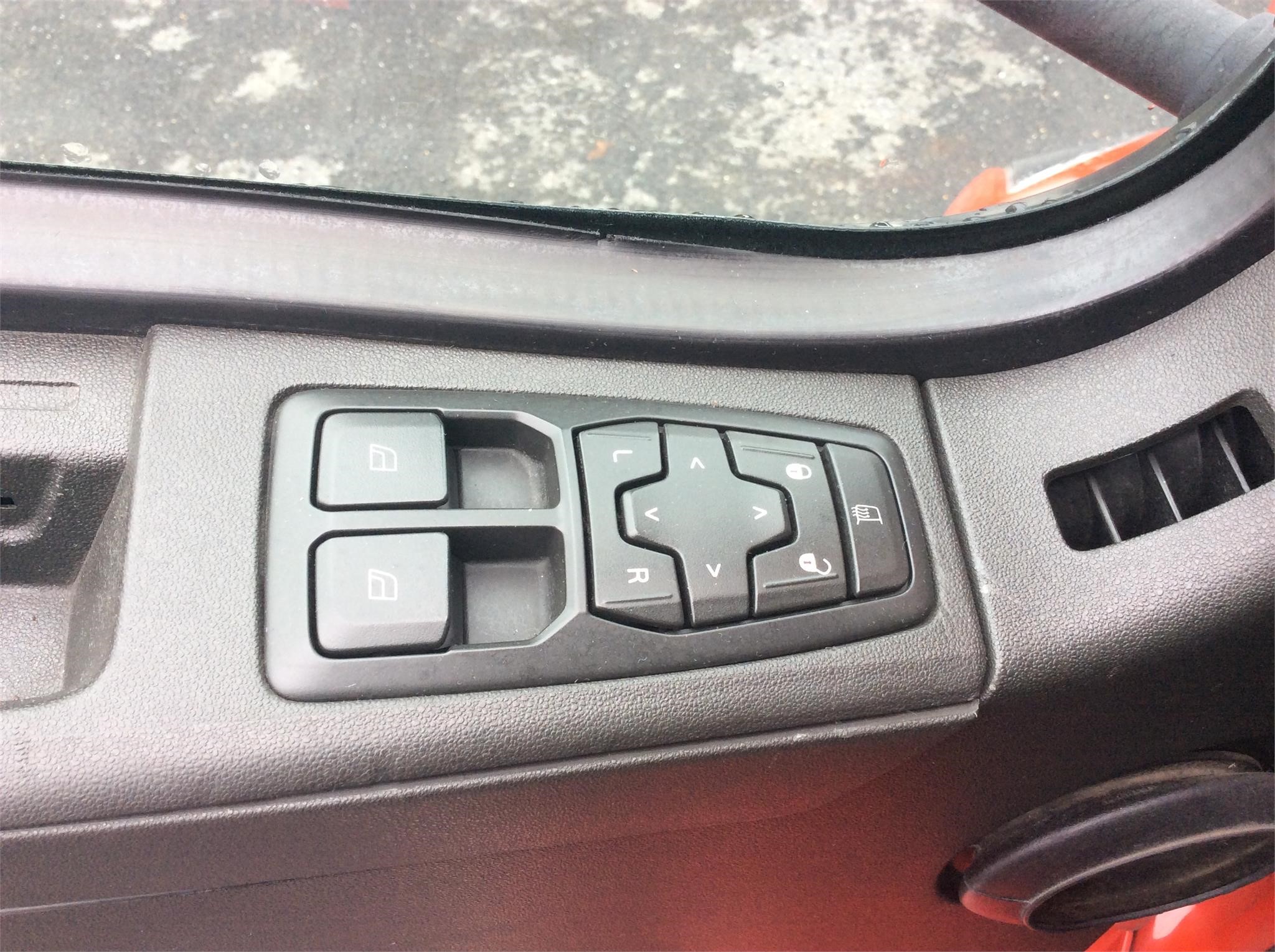 2019 VOLVO VNL64T300 7269755128 2019 VOLVO VNL64T300 7269755128