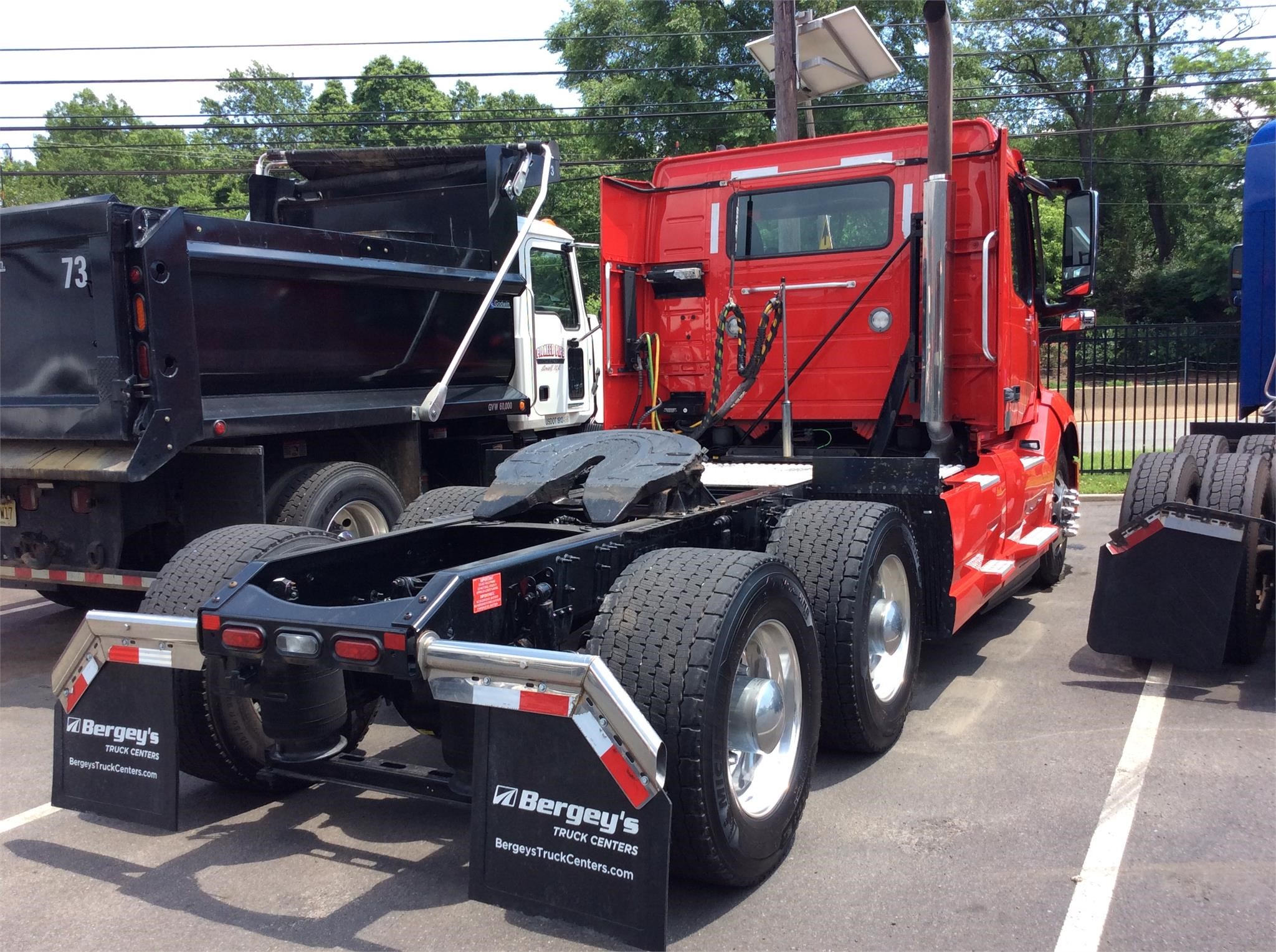 2019 VOLVO VNL64T300 7273889360 2019 VOLVO VNL64T300 7273889360