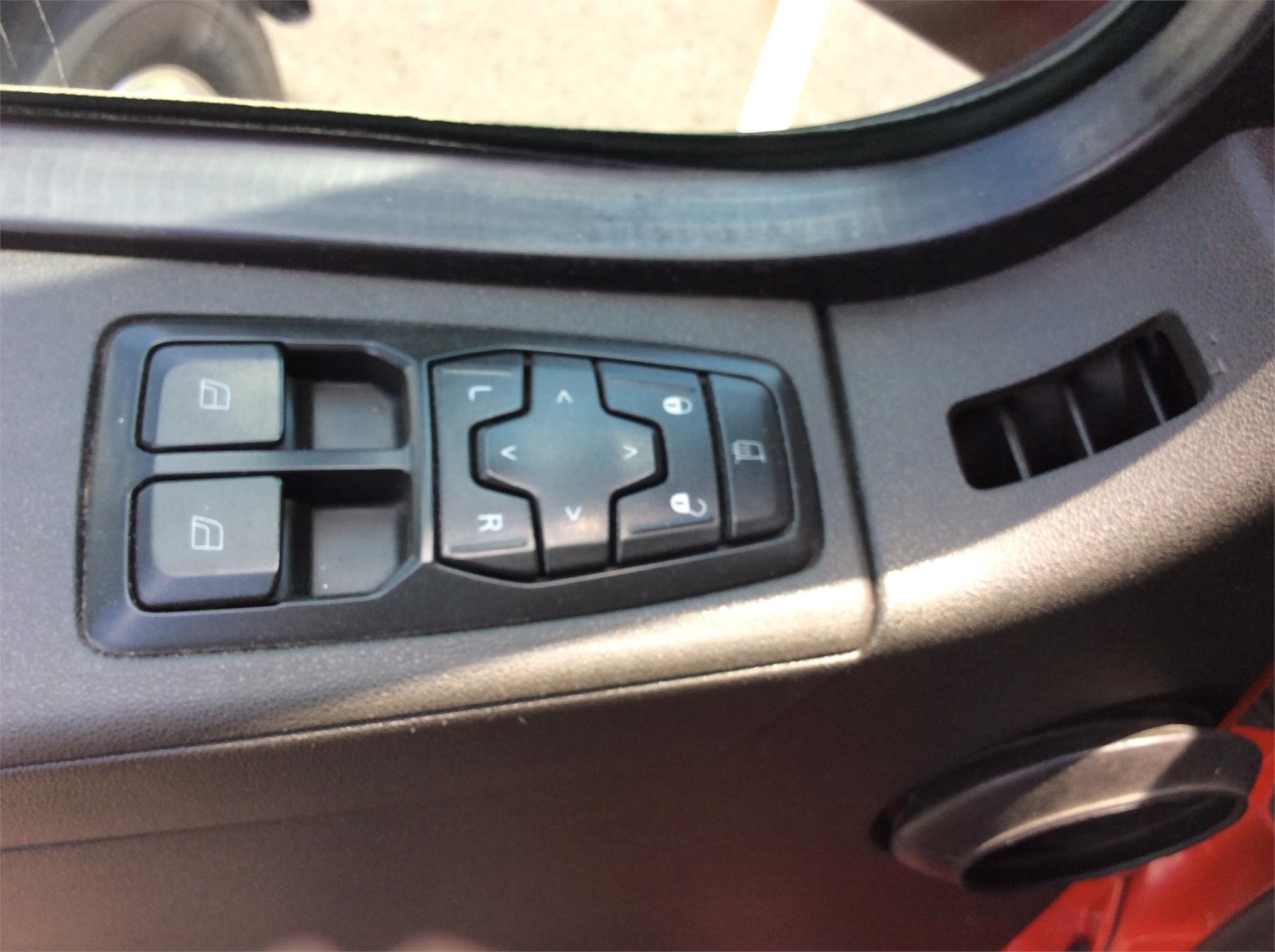 2019 VOLVO VNL64T300 7273889383 2019 VOLVO VNL64T300 7273889383