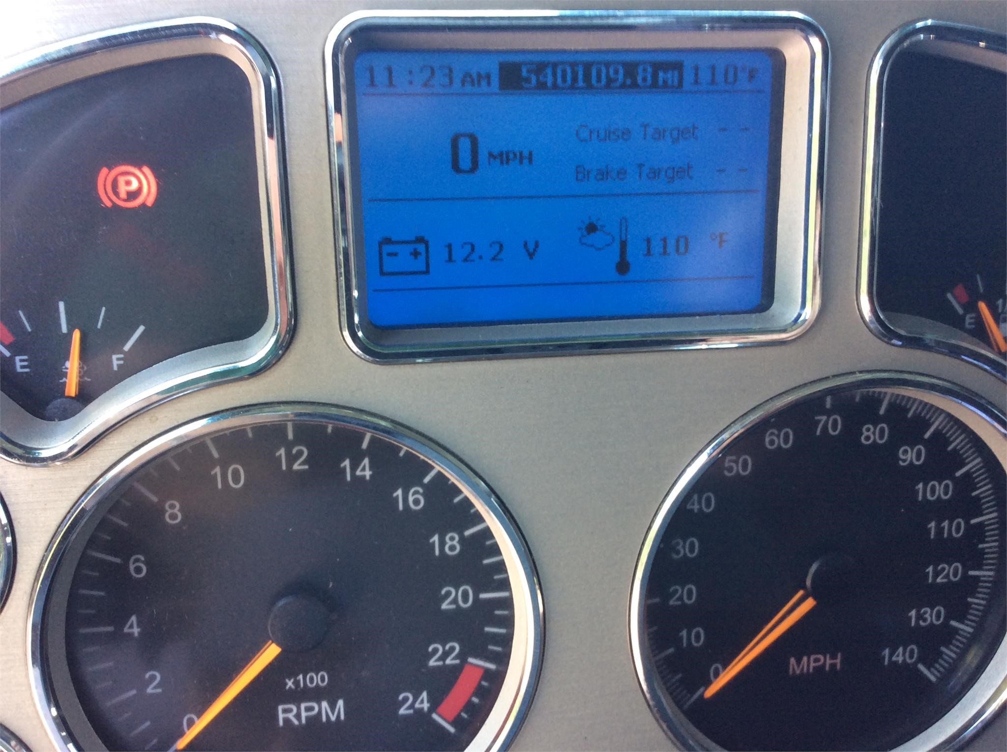 2014 MACK PINNACLE CXU613 7276805265 2014 MACK PINNACLE CXU613 7276805265