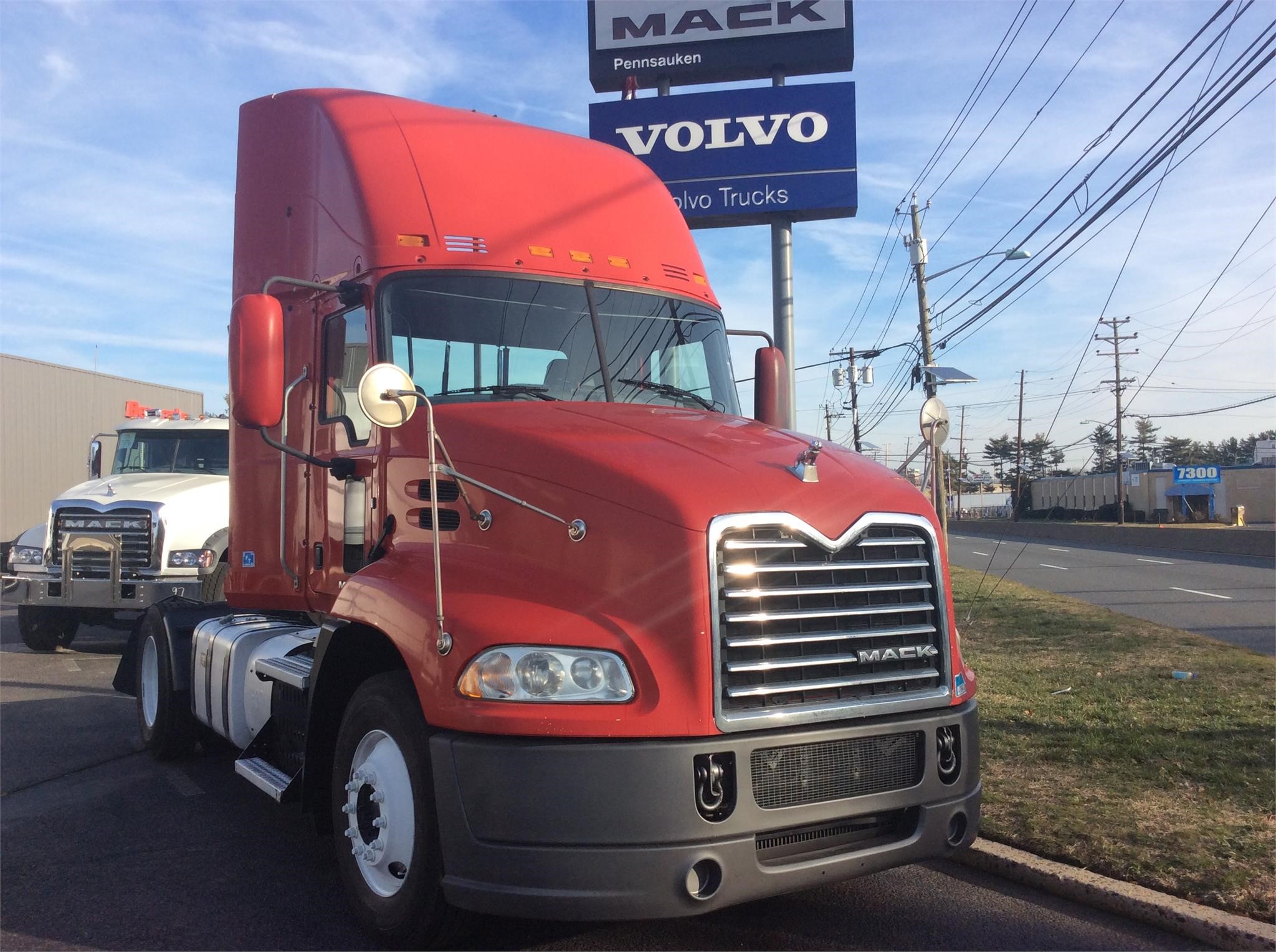 2015 MACK PINNACLE CXU612 8008930471 2015 MACK PINNACLE CXU612 8008930471