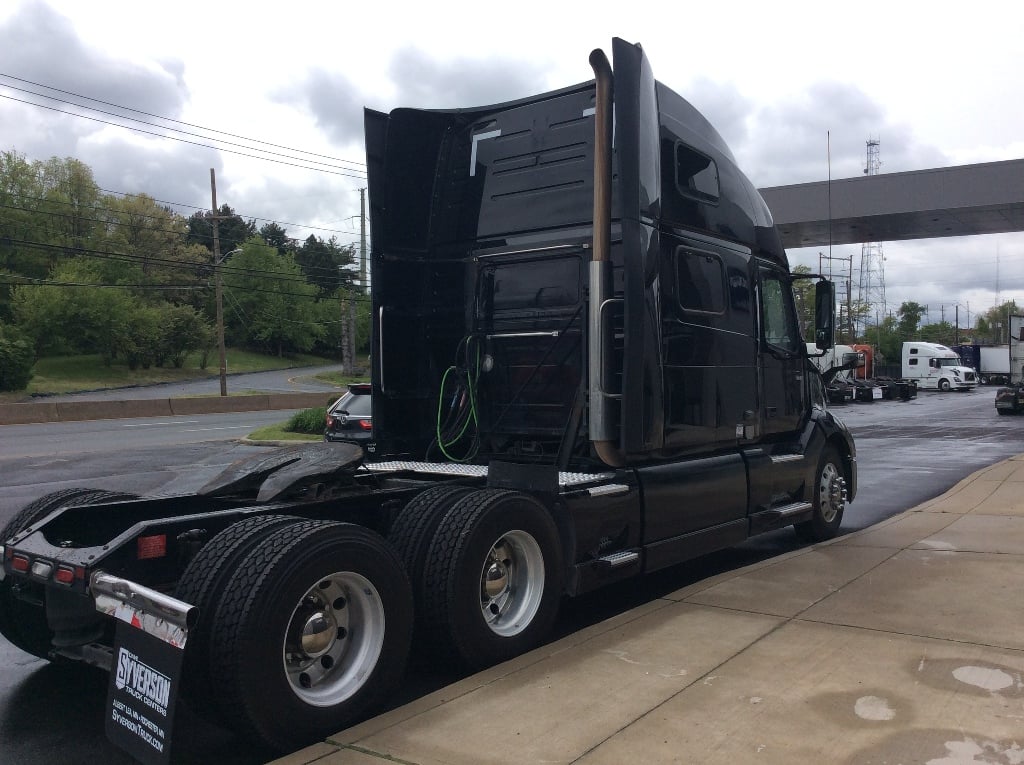 Year,Manufacturer,Model 3 Year,Manufacturer,Model 3