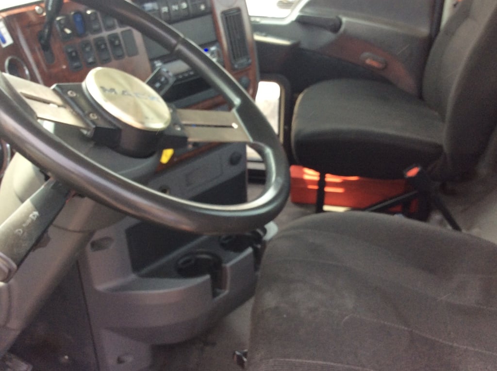 Year,Manufacturer,Model 5 Year,Manufacturer,Model 5