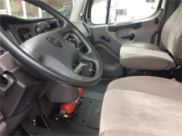 Year,Manufacturer,Model 5 Year,Manufacturer,Model 5