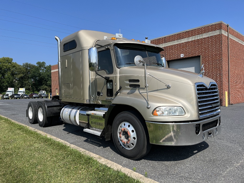 Year,Manufacturer,Model 10 Year,Manufacturer,Model 10