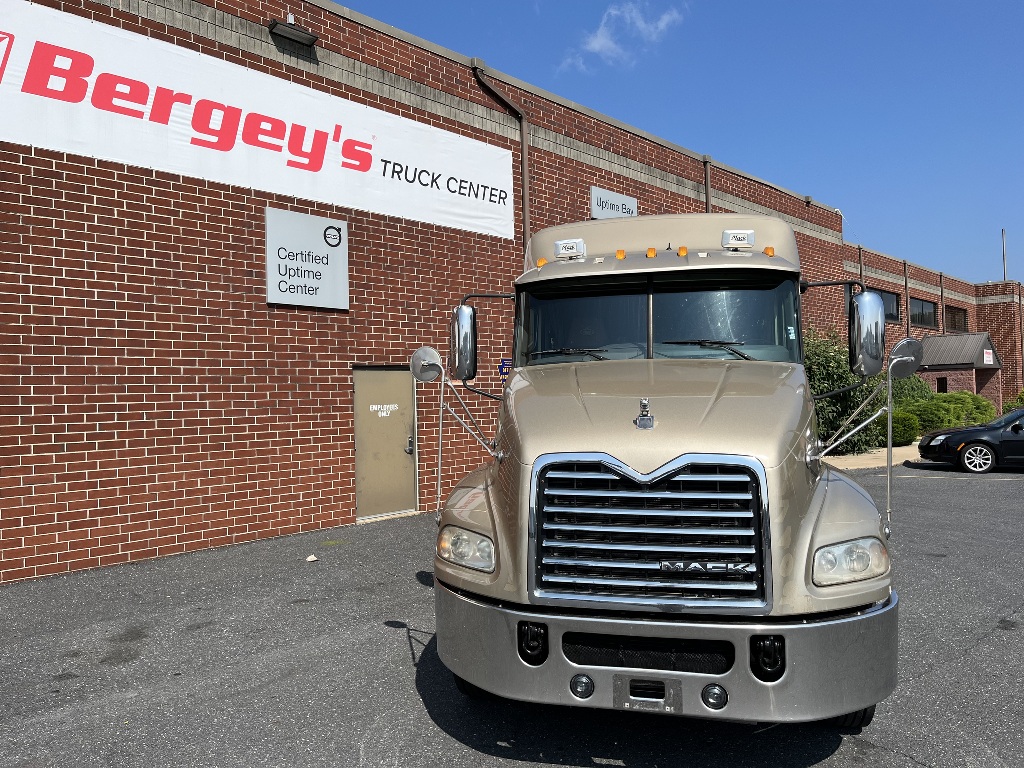 Year,Manufacturer,Model 2 Year,Manufacturer,Model 2