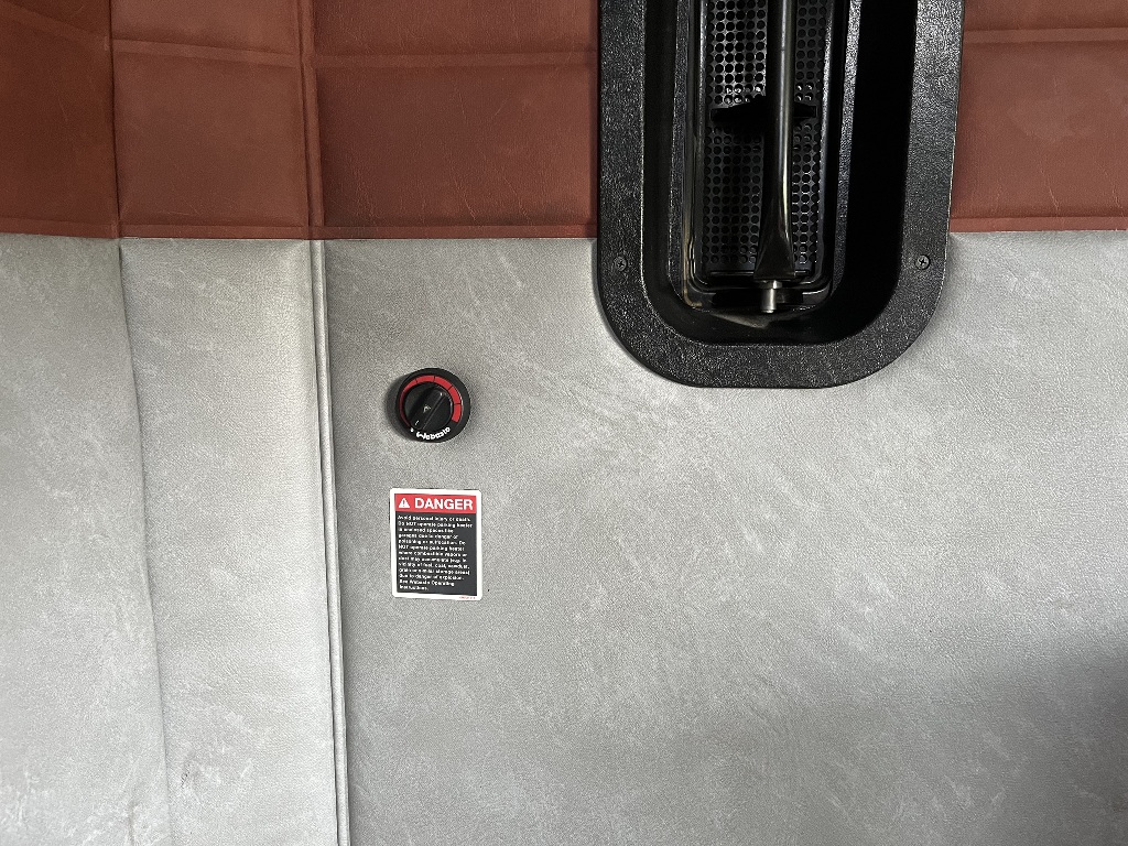 Year,Manufacturer,Model 24 Year,Manufacturer,Model 24