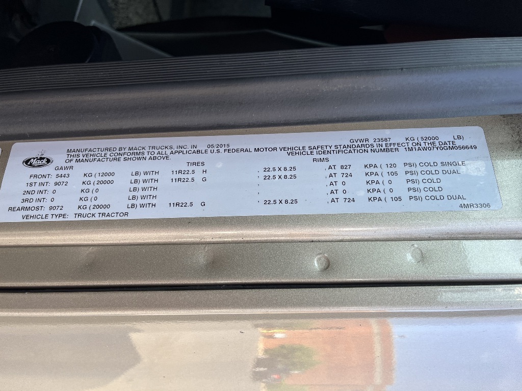 Year,Manufacturer,Model 28 Year,Manufacturer,Model 28