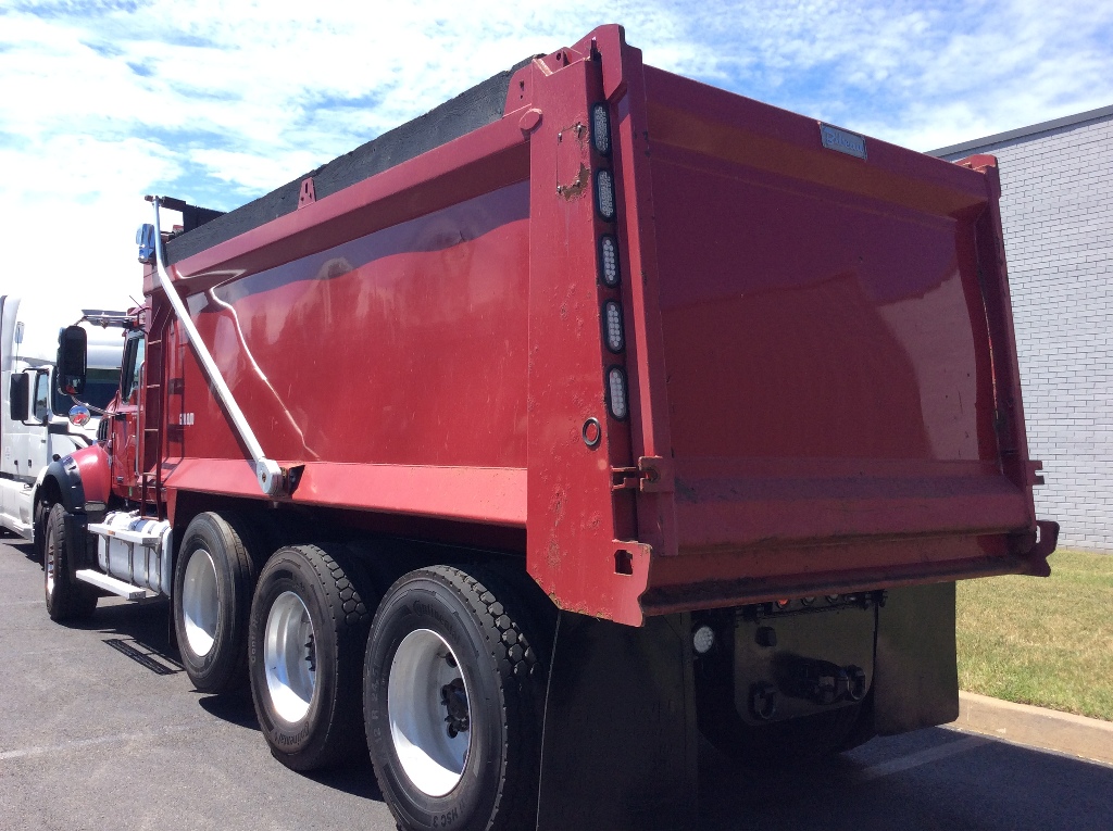 Year,Manufacturer,Model 4 Year,Manufacturer,Model 4