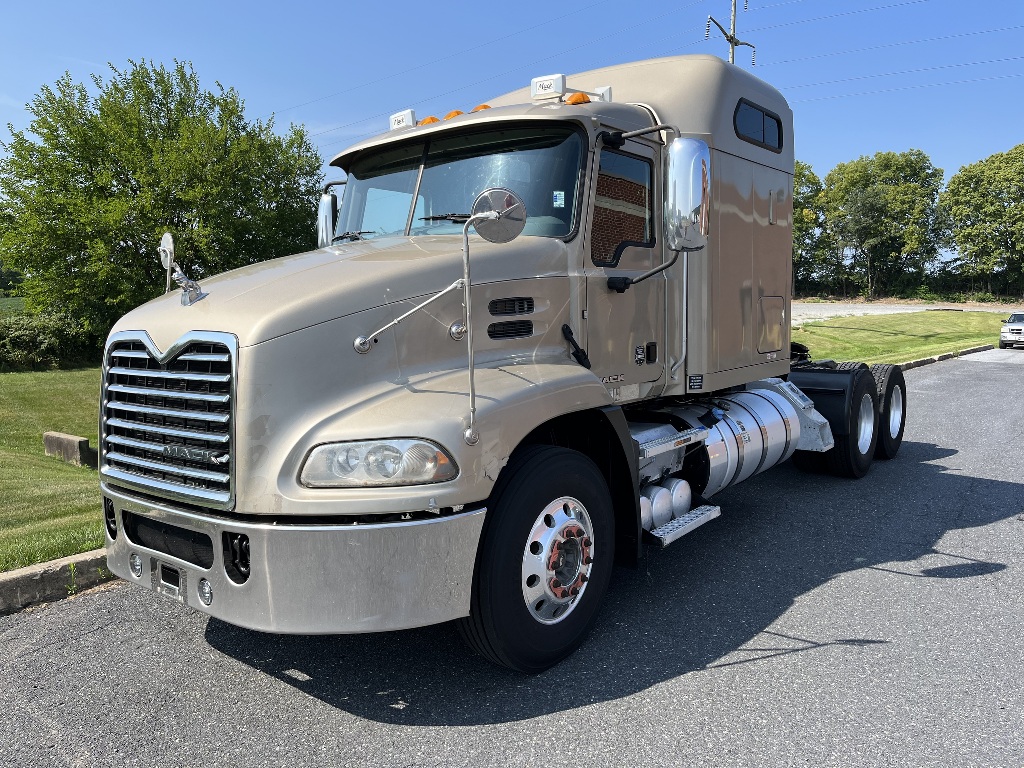 Year,Manufacturer,Model 4 Year,Manufacturer,Model 4