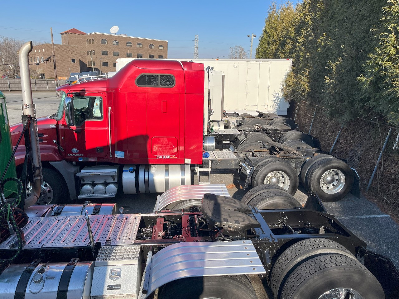 Year,Manufacturer,Model 5 Year,Manufacturer,Model 5