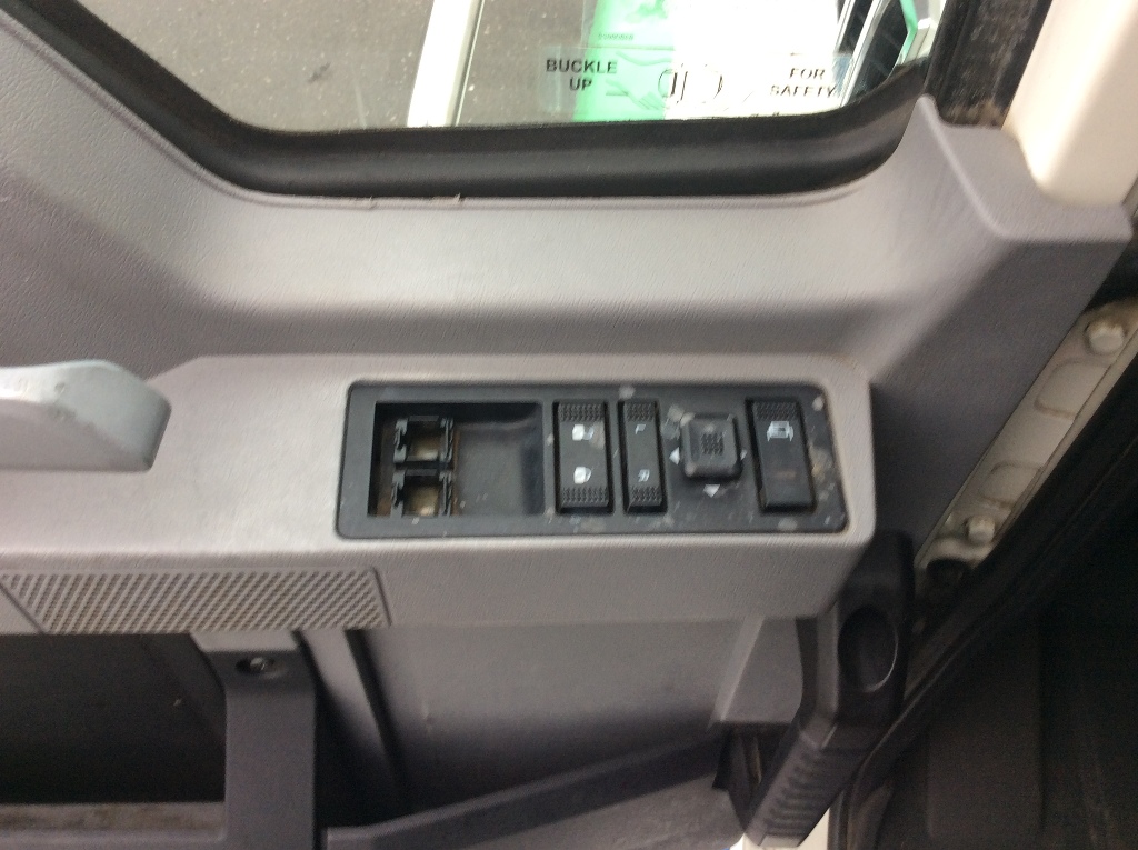 Year,Manufacturer,Model 5 Year,Manufacturer,Model 5