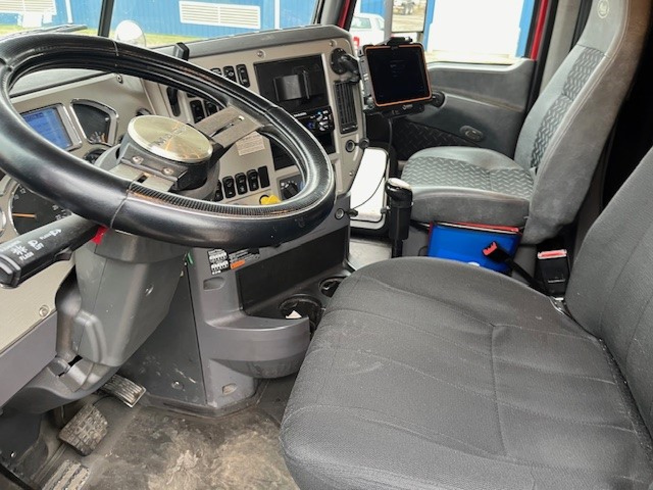 Year,Manufacturer,Model 8 Year,Manufacturer,Model 8