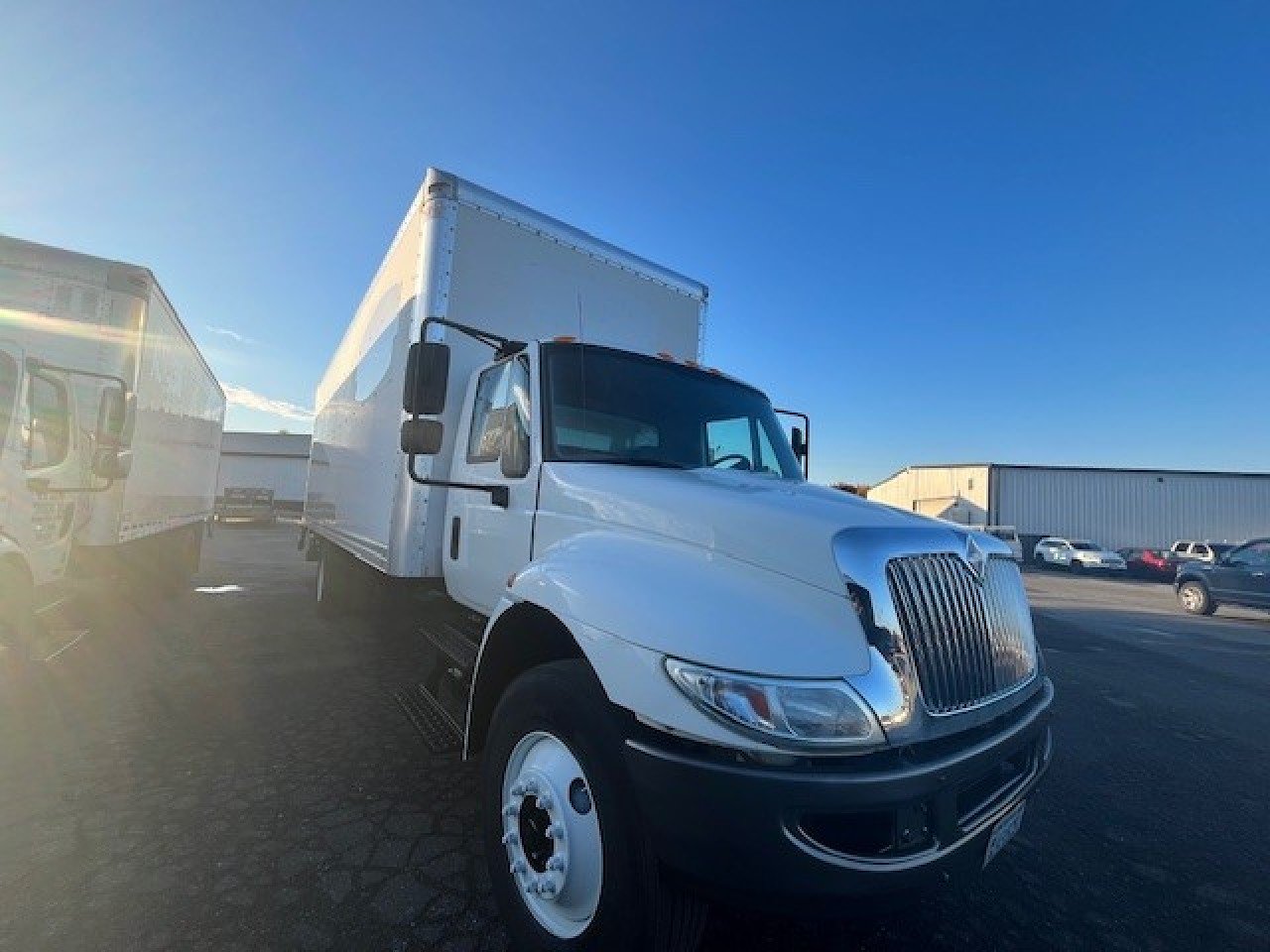 2018 INTERNATIONAL 4000 1001570-02 2018 INTERNATIONAL 4000 1001570-02