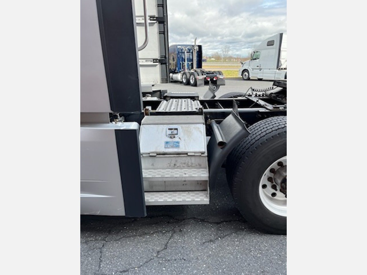 2020 VOLVO VN 1001726-06 2020 VOLVO VN 1001726-06