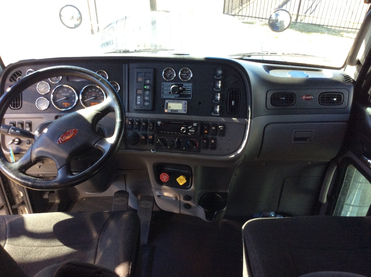 2020 PETERBILT 389 1001738-06 2020 PETERBILT 389 1001738-06