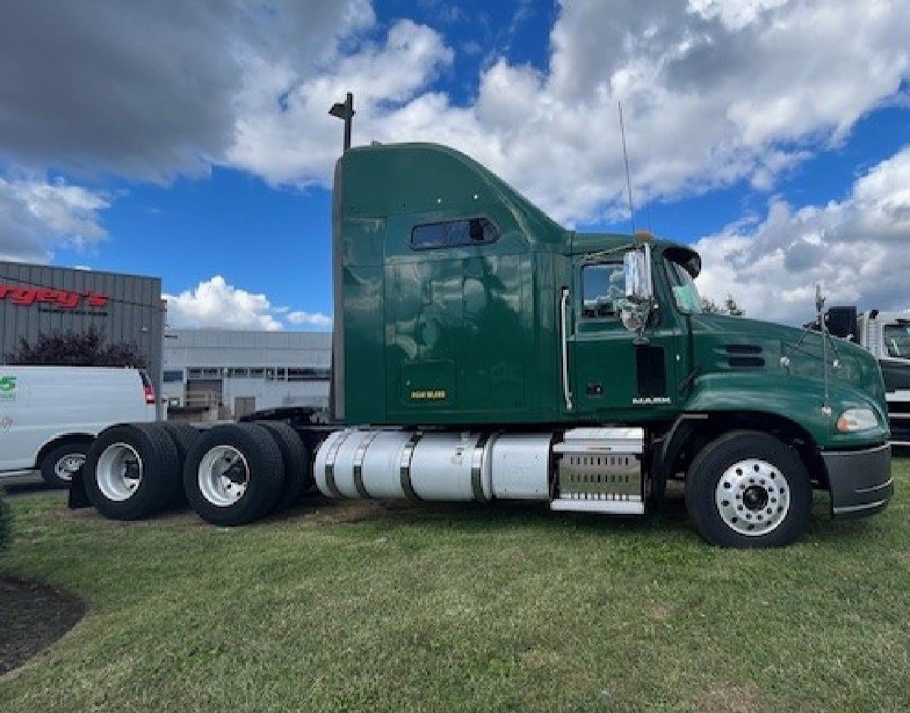 2016 MACK 600 1001913-02 2016 MACK 600 1001913-02