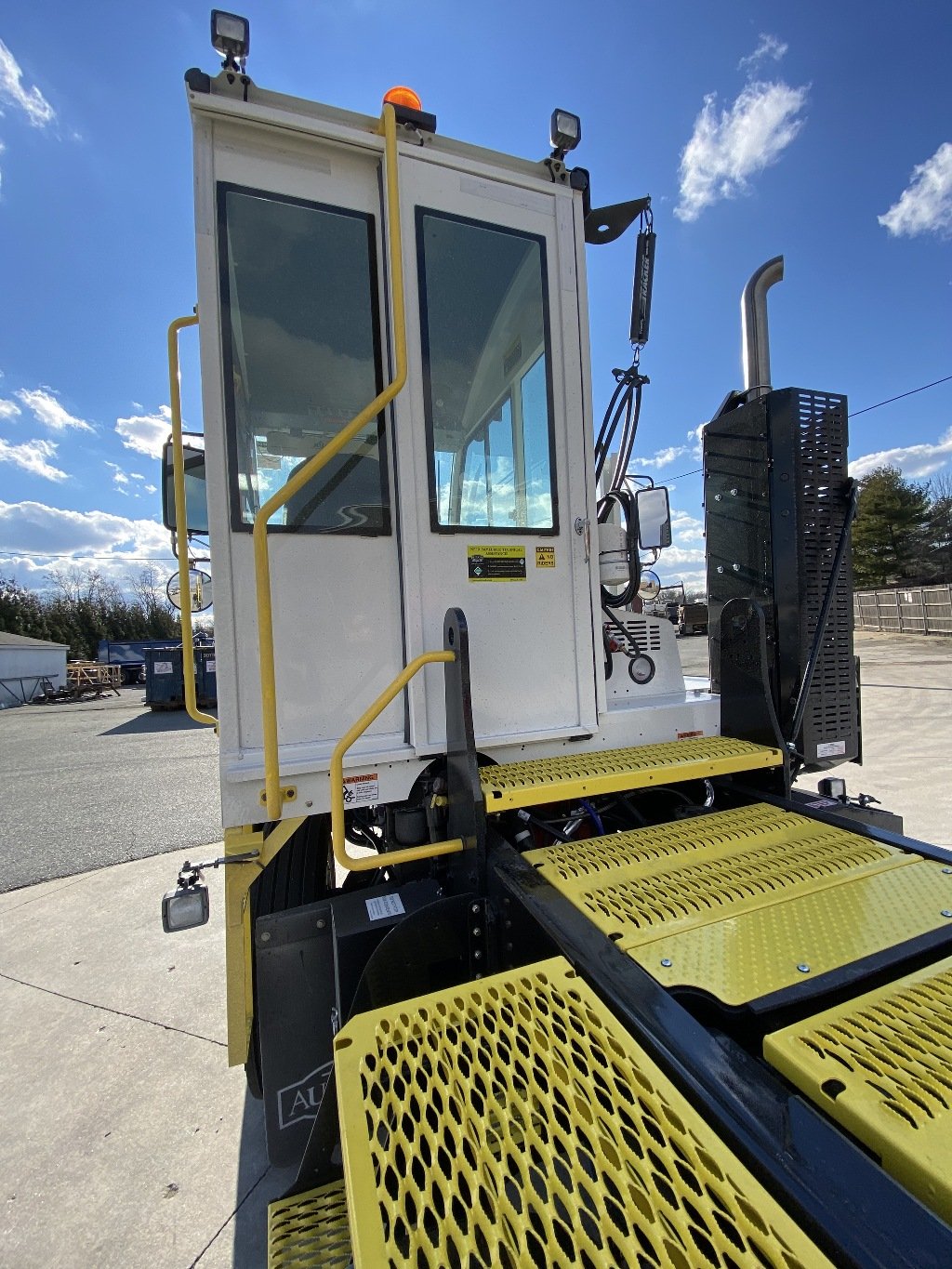 2023 AUTOCAR LLC XSPOTTER-ON 1002376-09 2023 AUTOCAR LLC XSPOTTER-ON 1002376-09