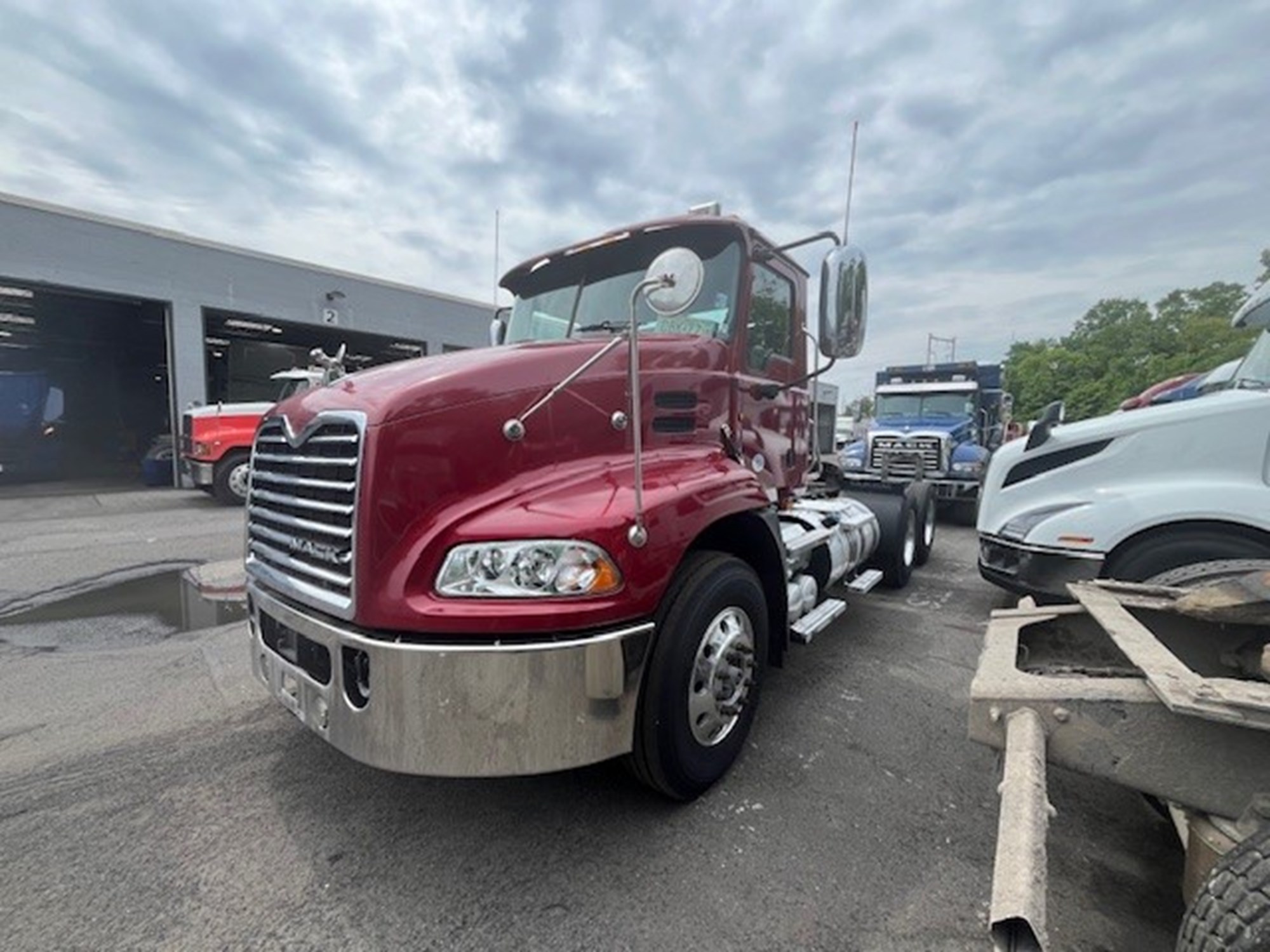 2018 MACK CXU613 1001909-01 2018 MACK CXU613 1001909-01