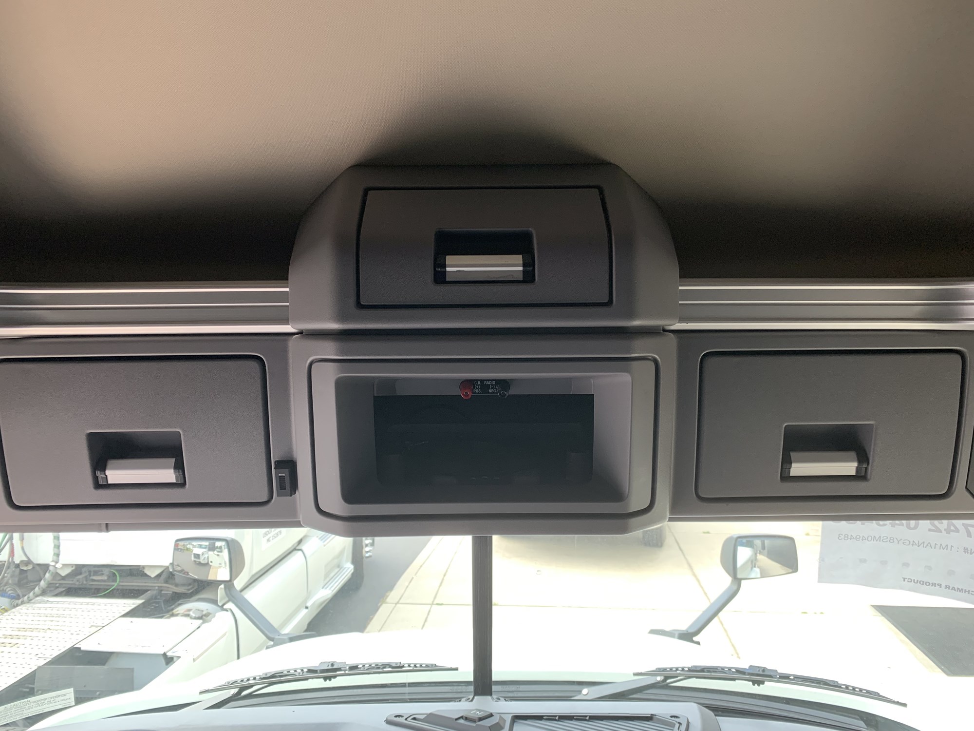 2025 MACK AN64T SLEEPER 1002693-05 2025 MACK AN64T SLEEPER 1002693-05