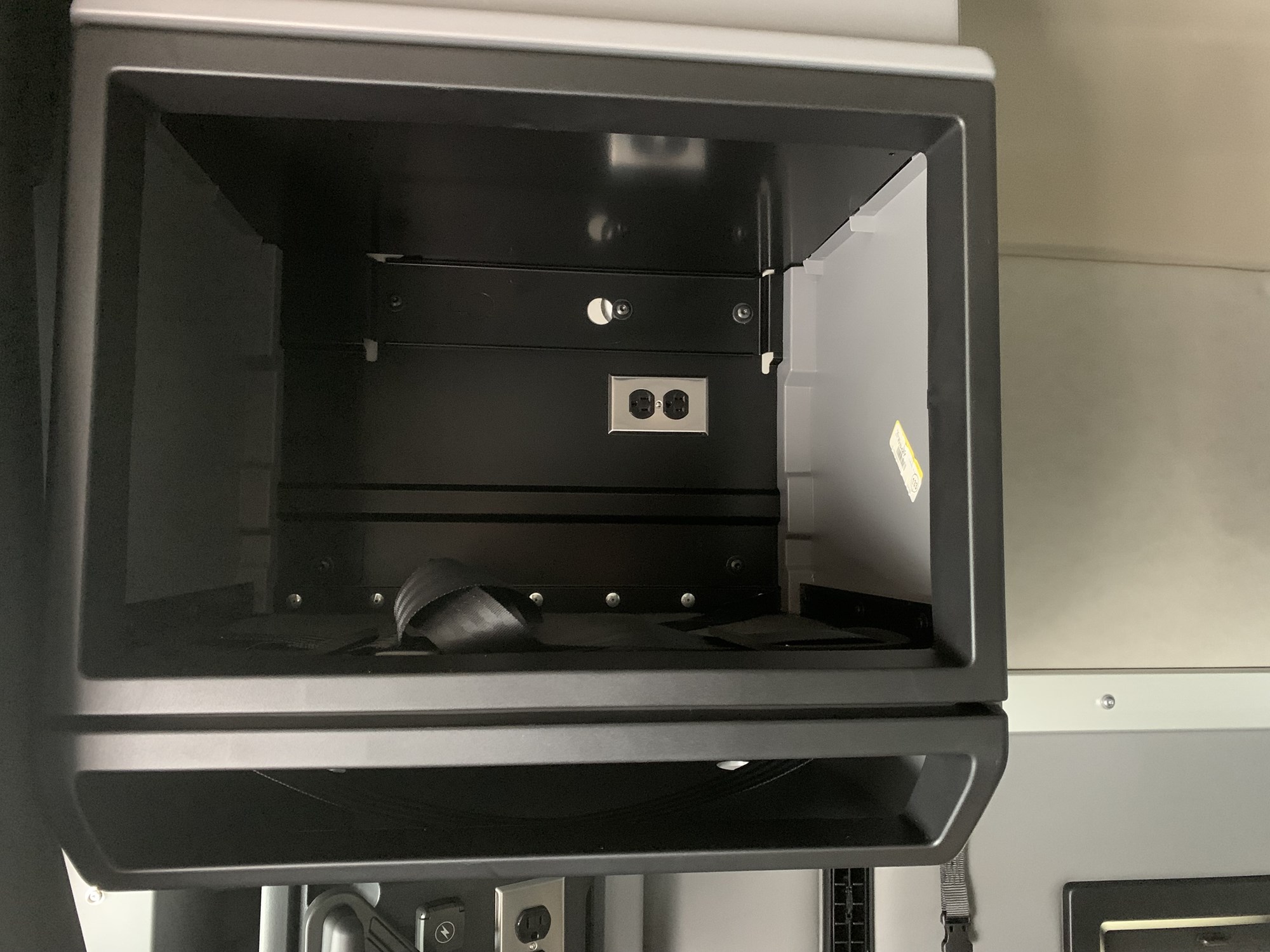 2025 MACK AN64T SLEEPER 1002693-06 2025 MACK AN64T SLEEPER 1002693-06