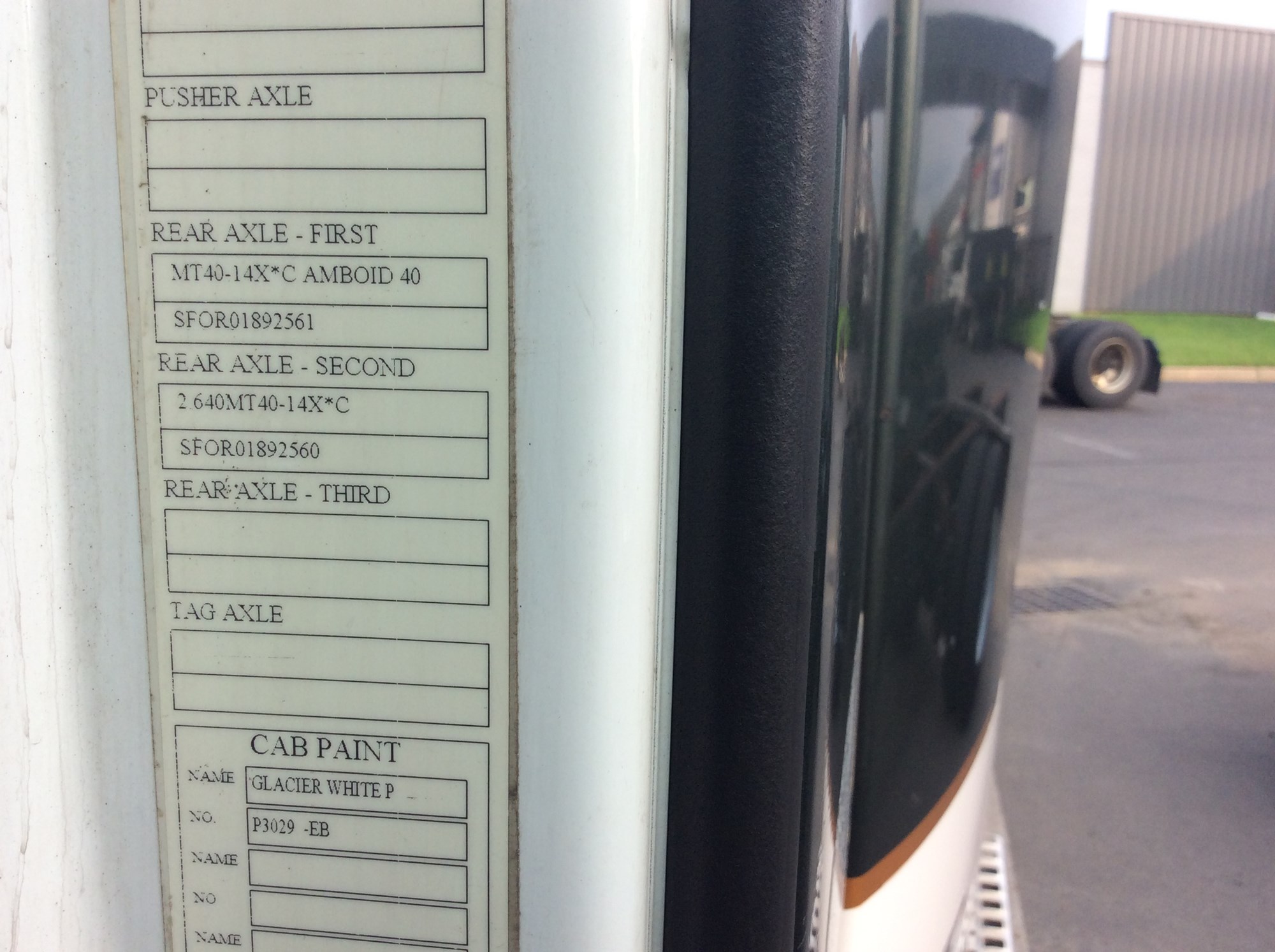 2013 VOLVO VNL64T300 1002946-05 2013 VOLVO VNL64T300 1002946-05