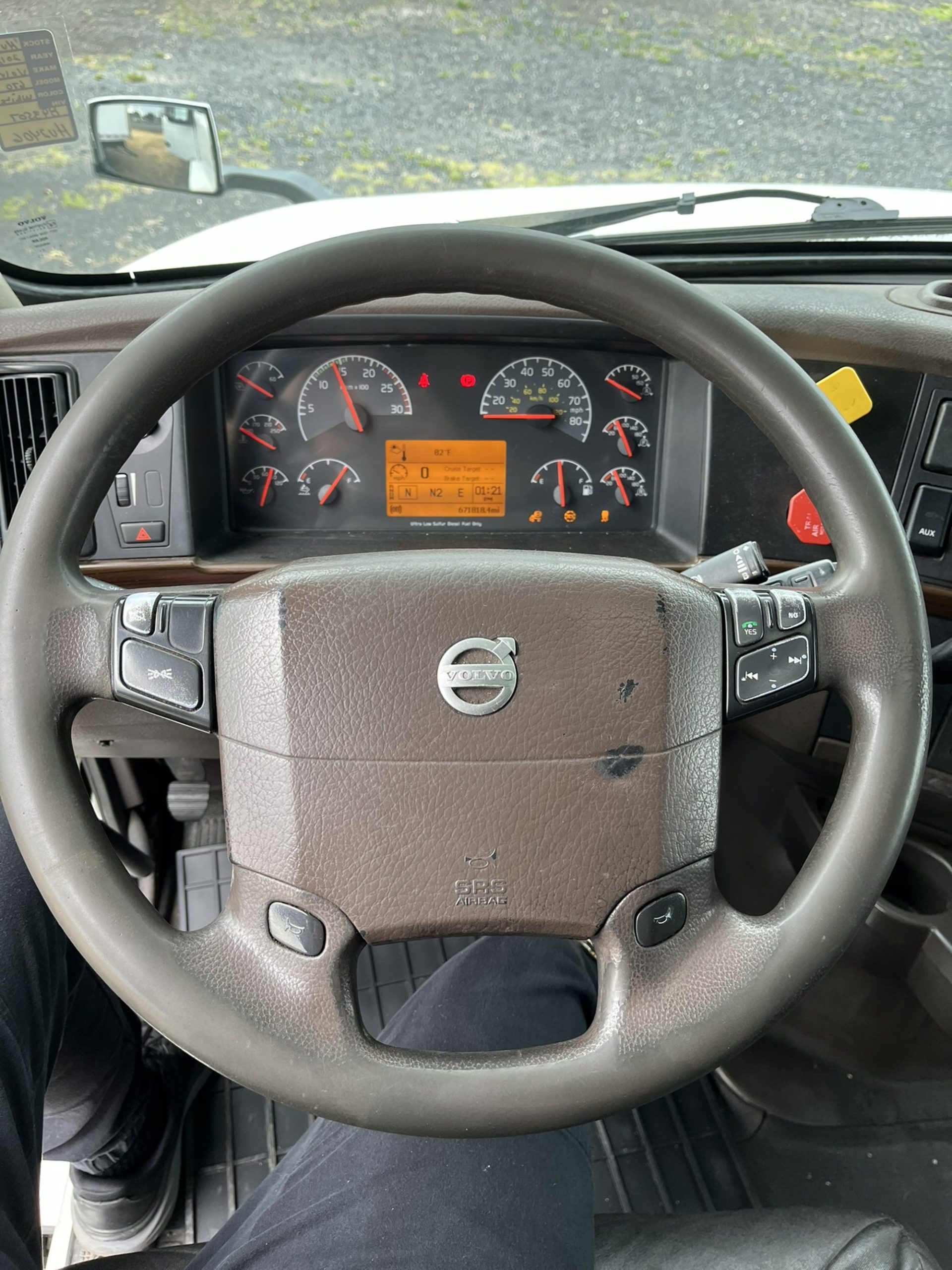 2018 VOLVO VNL64T670 1004326-05 2018 VOLVO VNL64T670 1004326-05