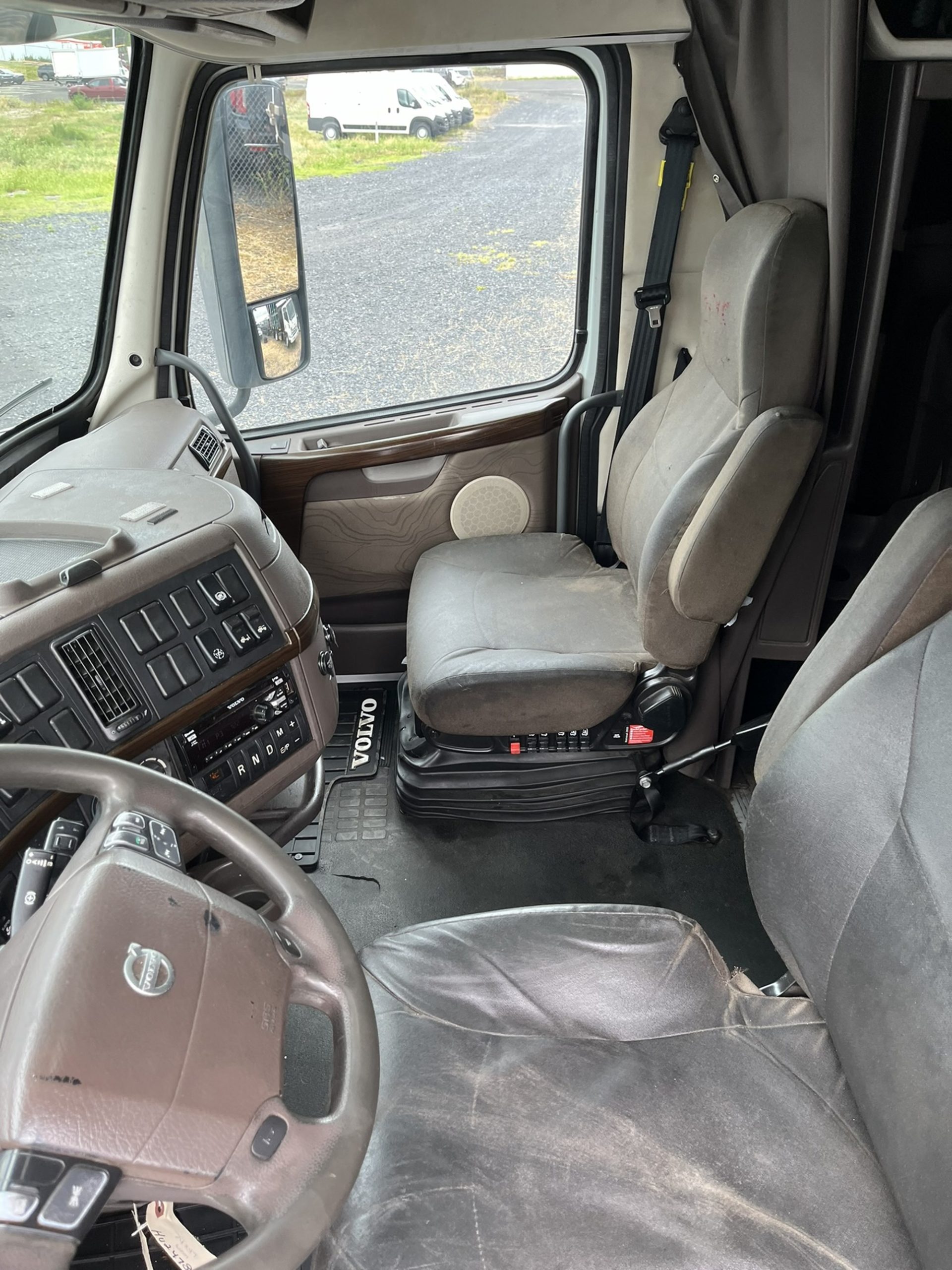 2018 VOLVO VNL64T670 1004326-09 2018 VOLVO VNL64T670 1004326-09