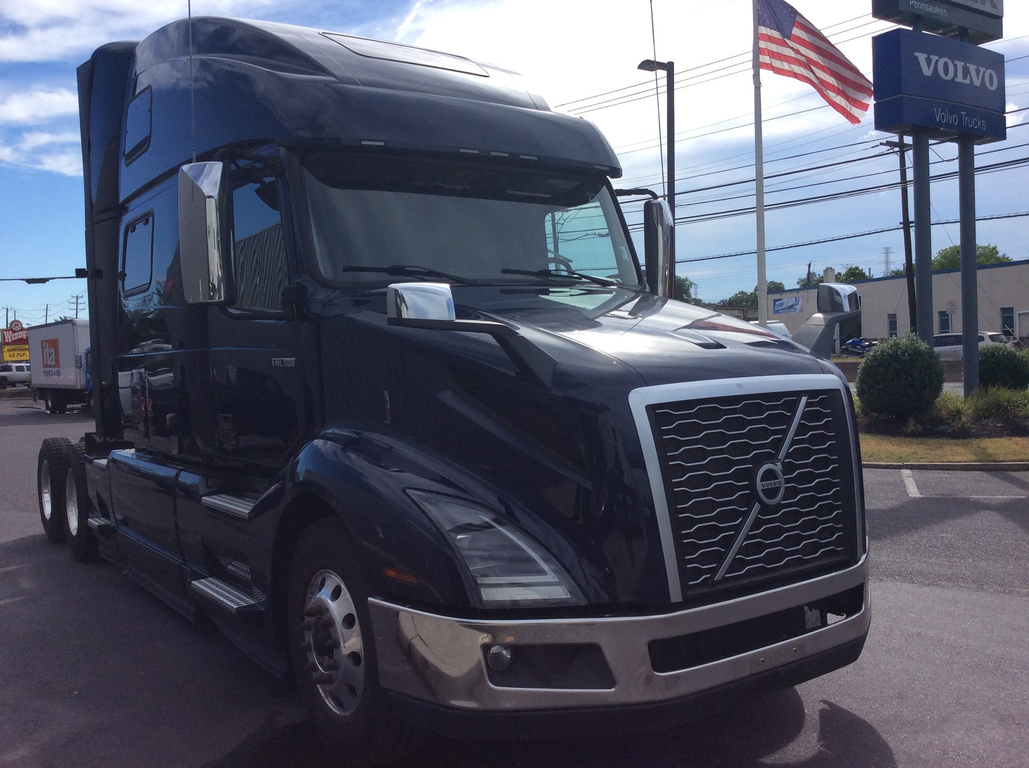 2021 Volvo VNL860 1167536-02 2021 Volvo VNL860 1167536-02