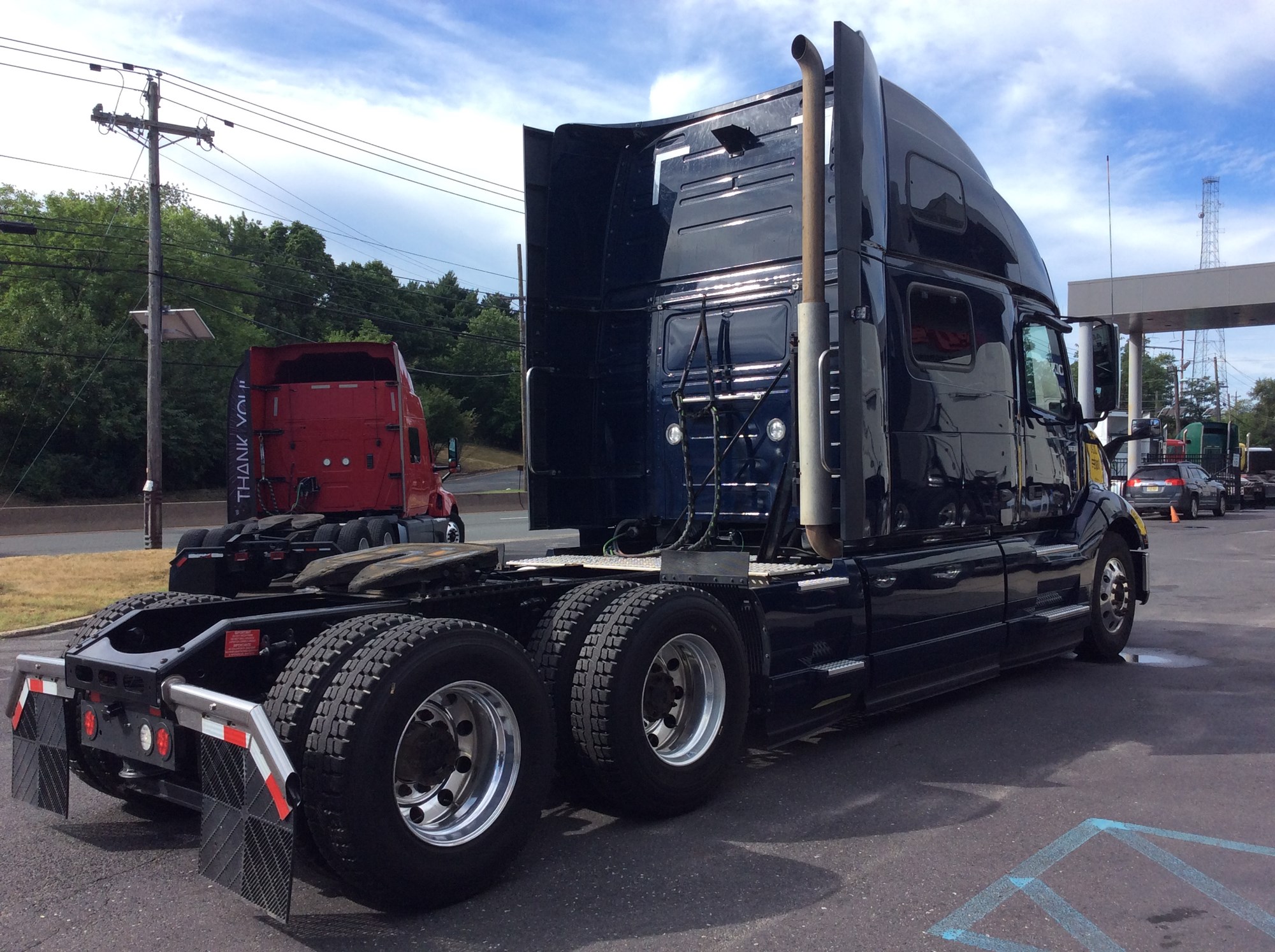 2021 Volvo VNL860 1167536-03 2021 Volvo VNL860 1167536-03