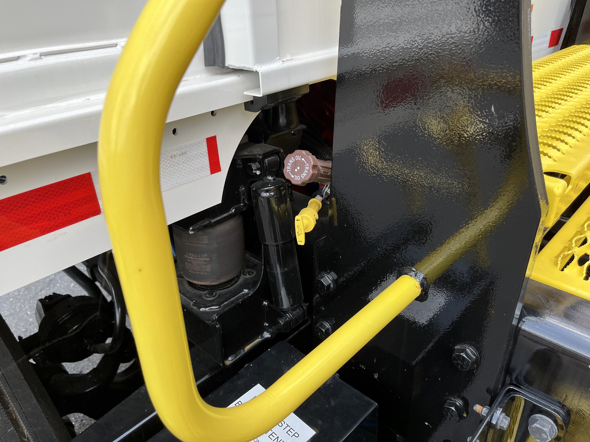 2024 AUTOCAR ACTT42 1002293-11 2024 AUTOCAR ACTT42 1002293-11