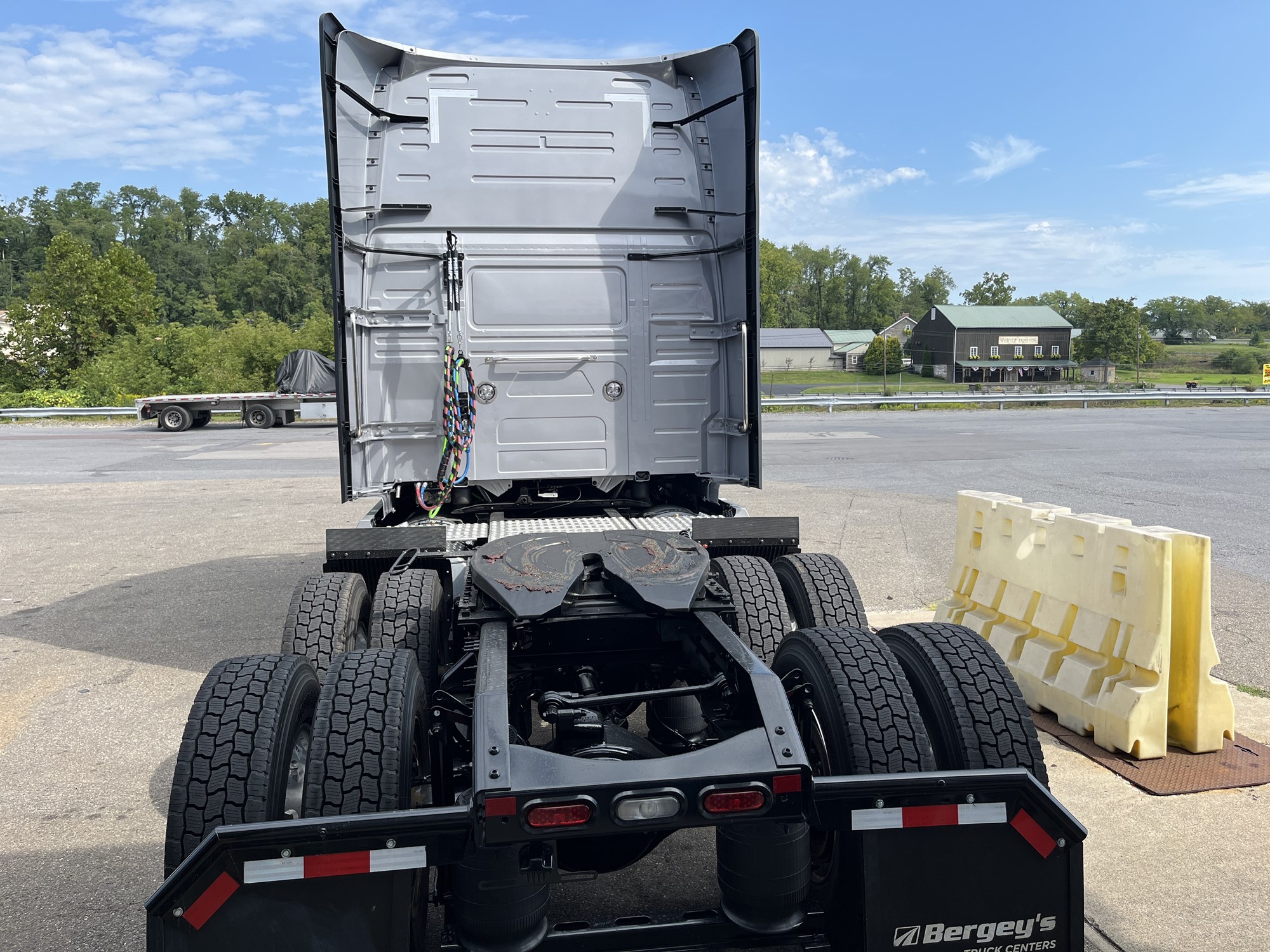 2025 Volvo VNL64T760 1015287-04 2025 Volvo VNL64T760 1015287-04