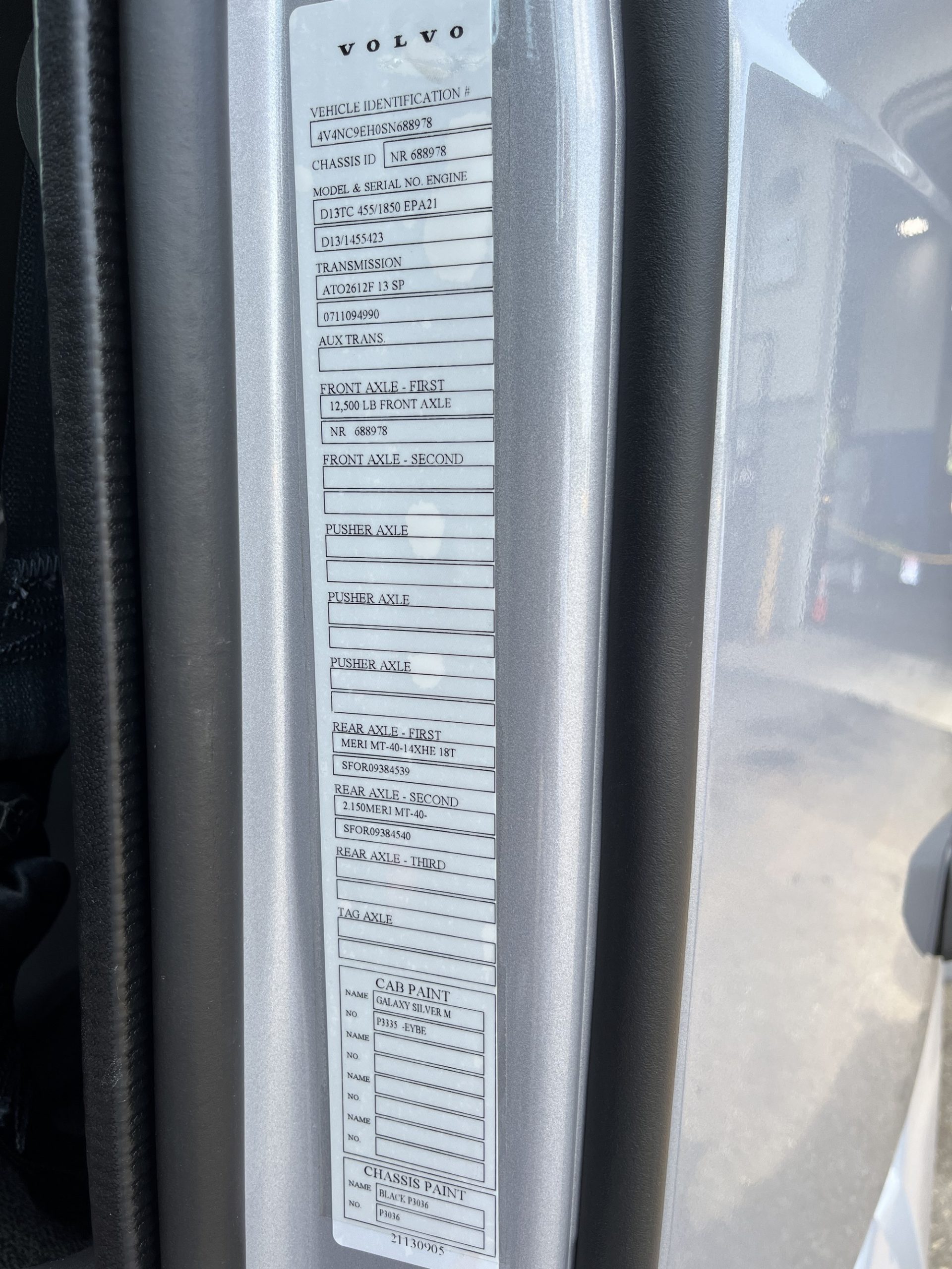 2025 Volvo VNL64T760 1015287-13 2025 Volvo VNL64T760 1015287-13