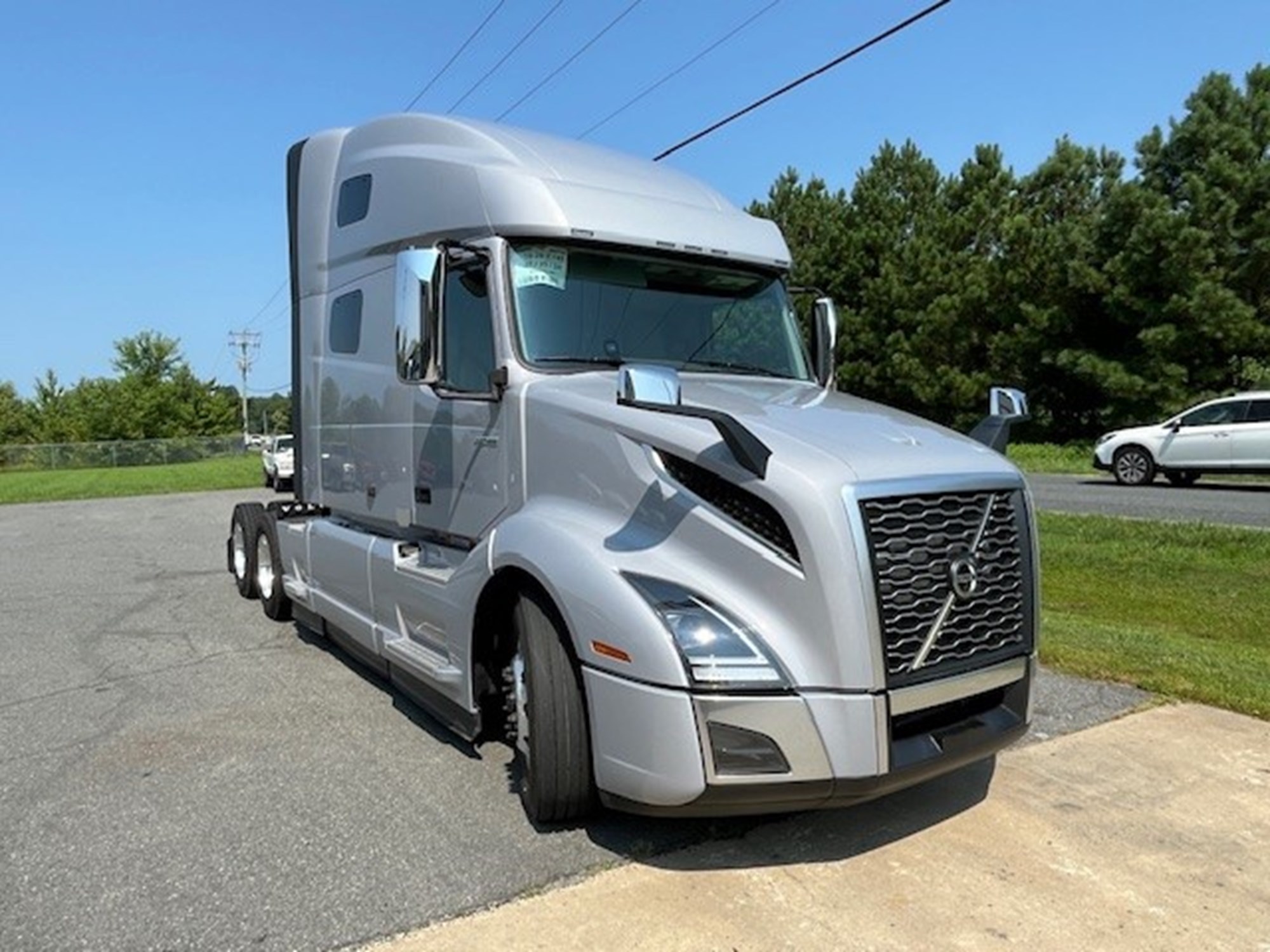 2025 Volvo VNL64T760 1015796-02 2025 Volvo VNL64T760 1015796-02