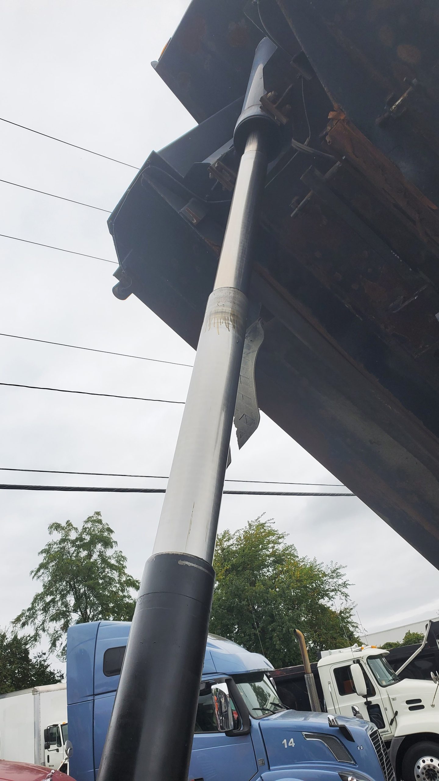 2017 MACK 700 1006759-10 2017 MACK 700 1006759-10