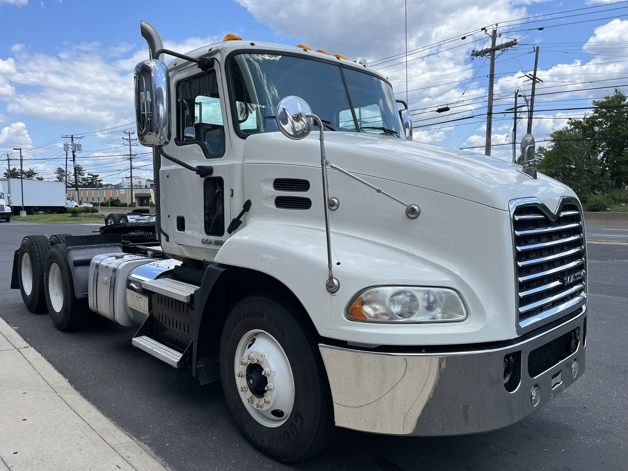 2016 MACK CXU613 1077943-02 2016 MACK CXU613 1077943-02