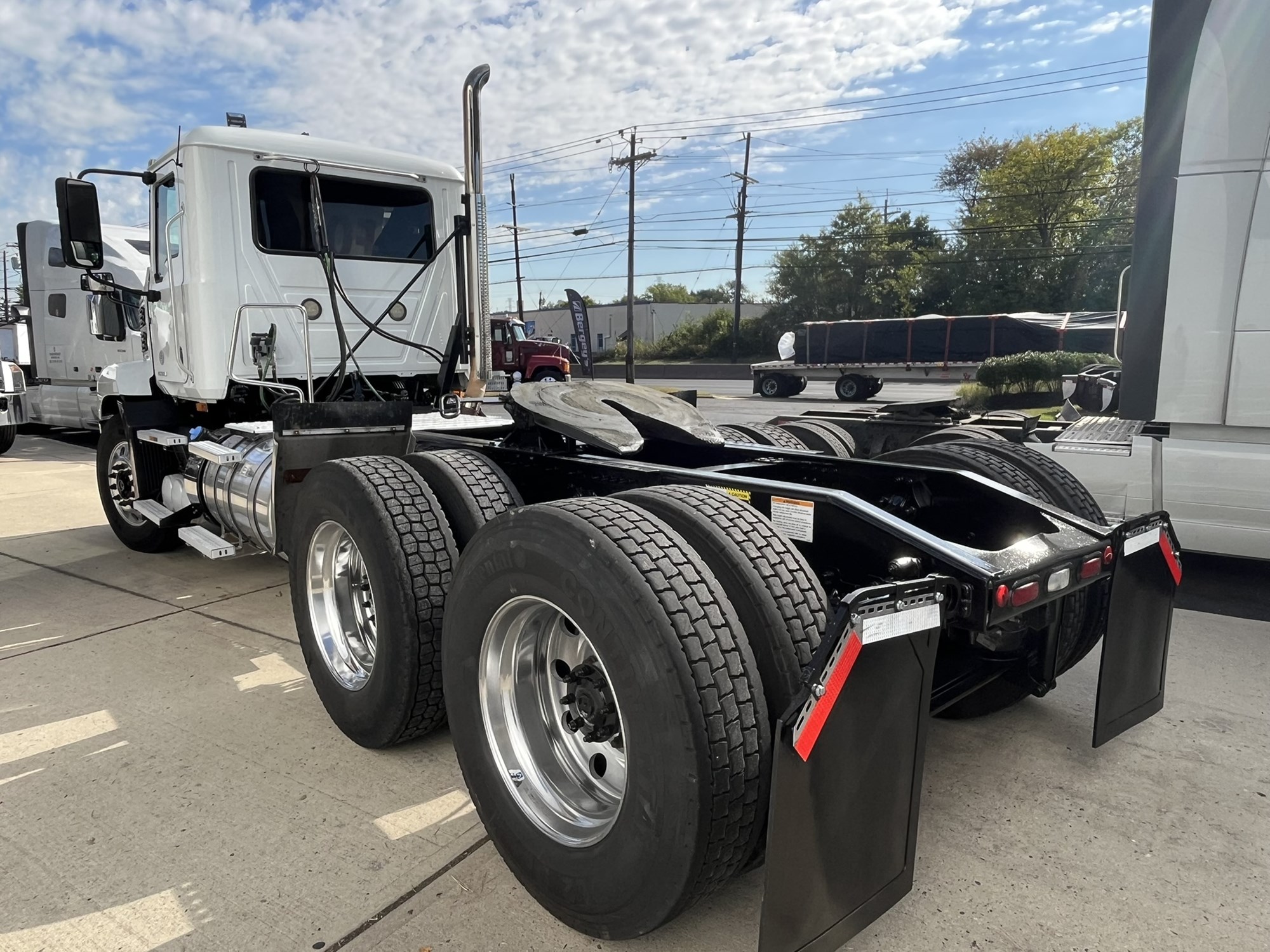 2020 Mack Anthem 1003729-04 2020 Mack Anthem 1003729-04