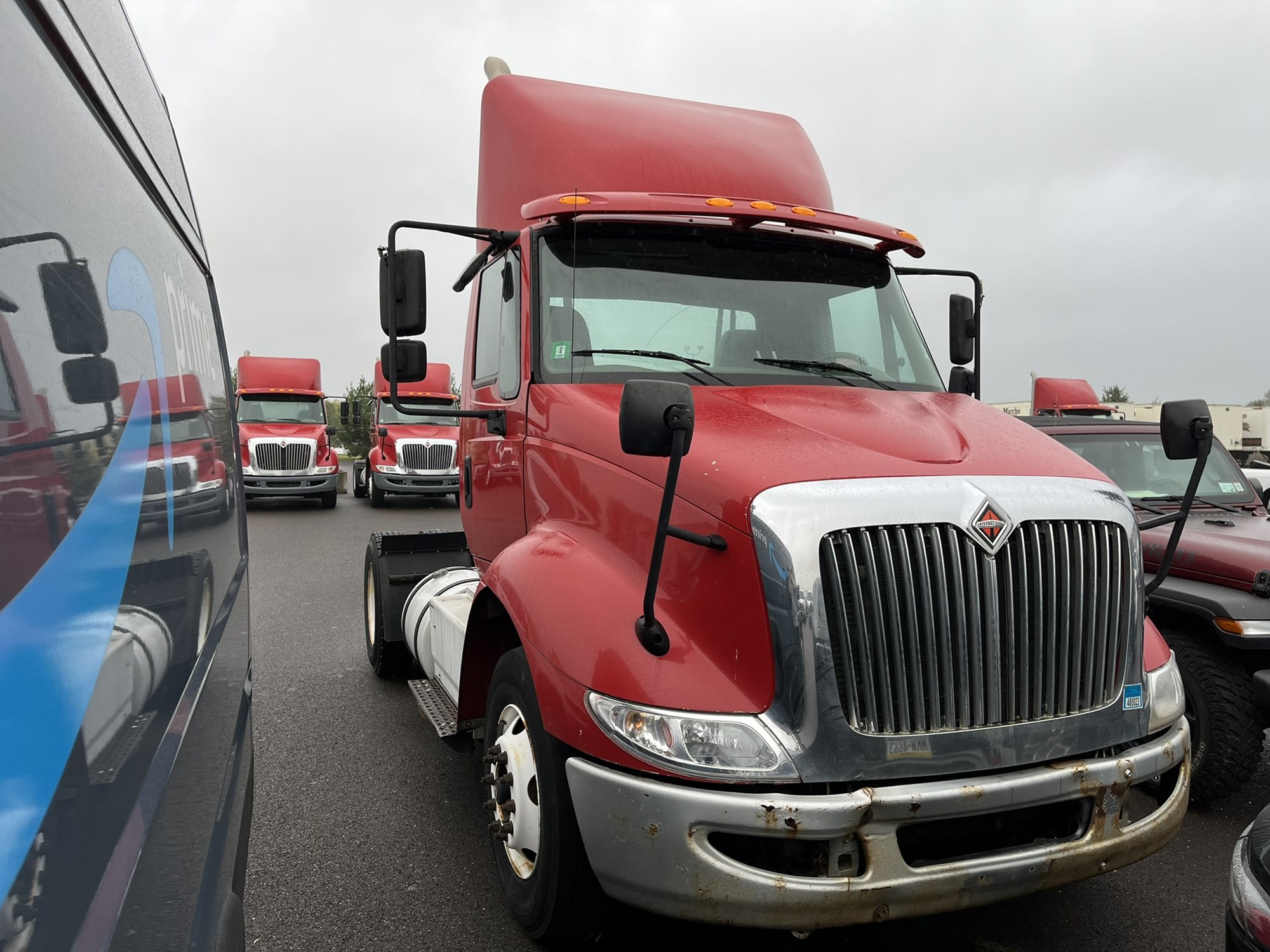 2017 International PROSTAR - image 2 of 5
